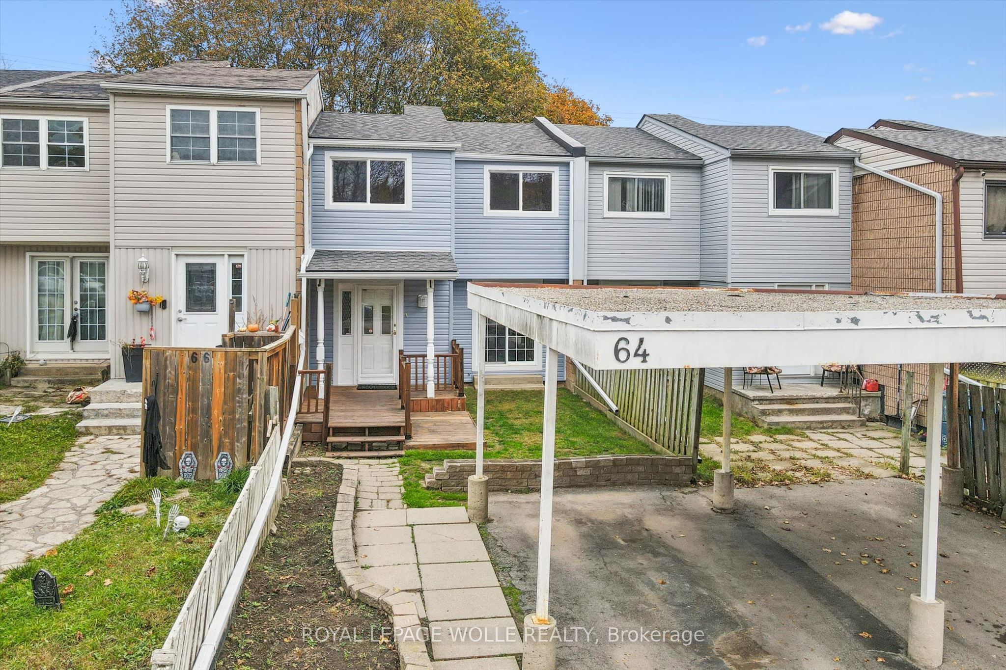 64 Frobisher Court