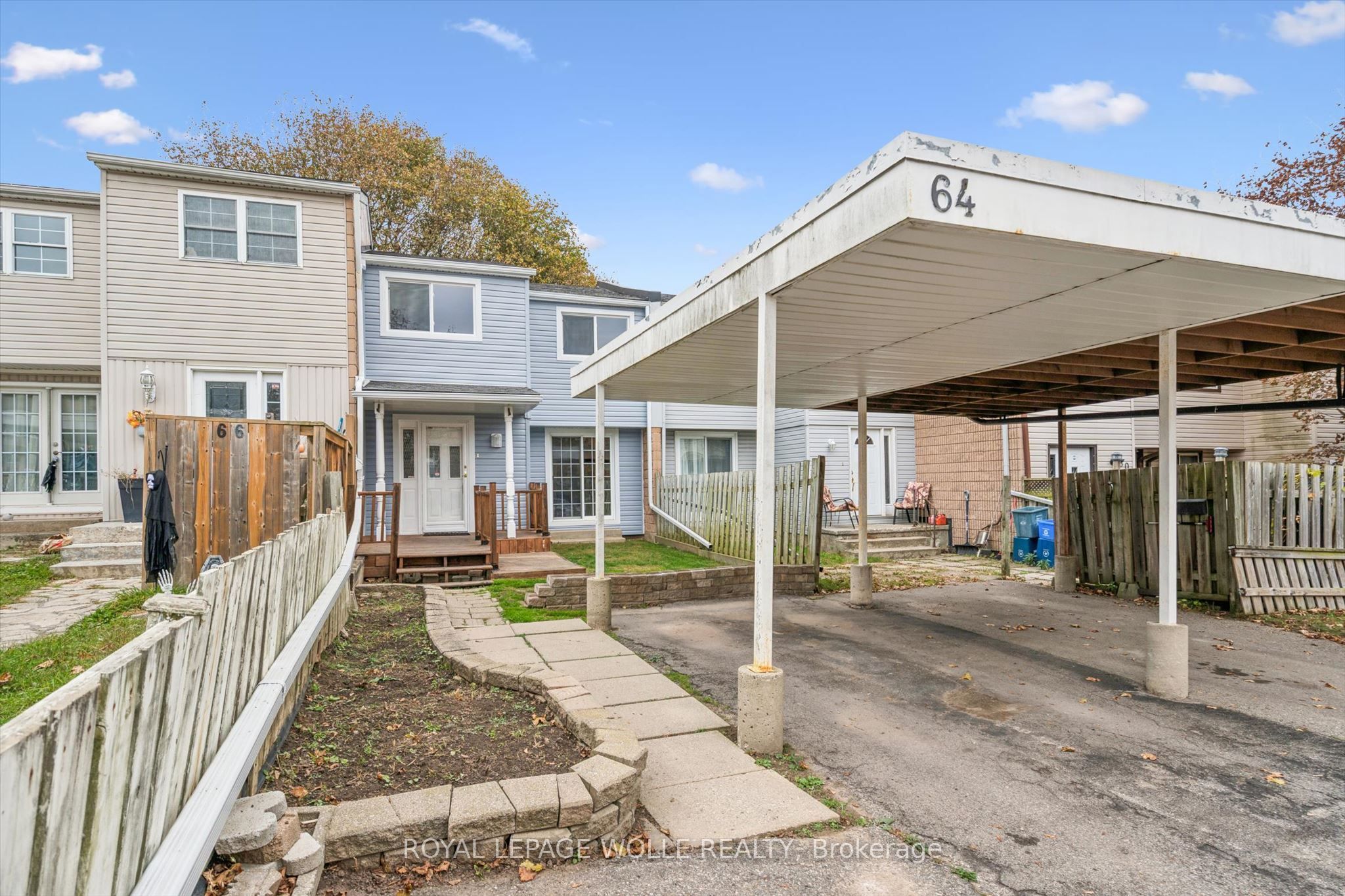 64 Frobisher Court