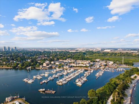 1295 Wharf Street 4 Pickering ON L1W 1A2