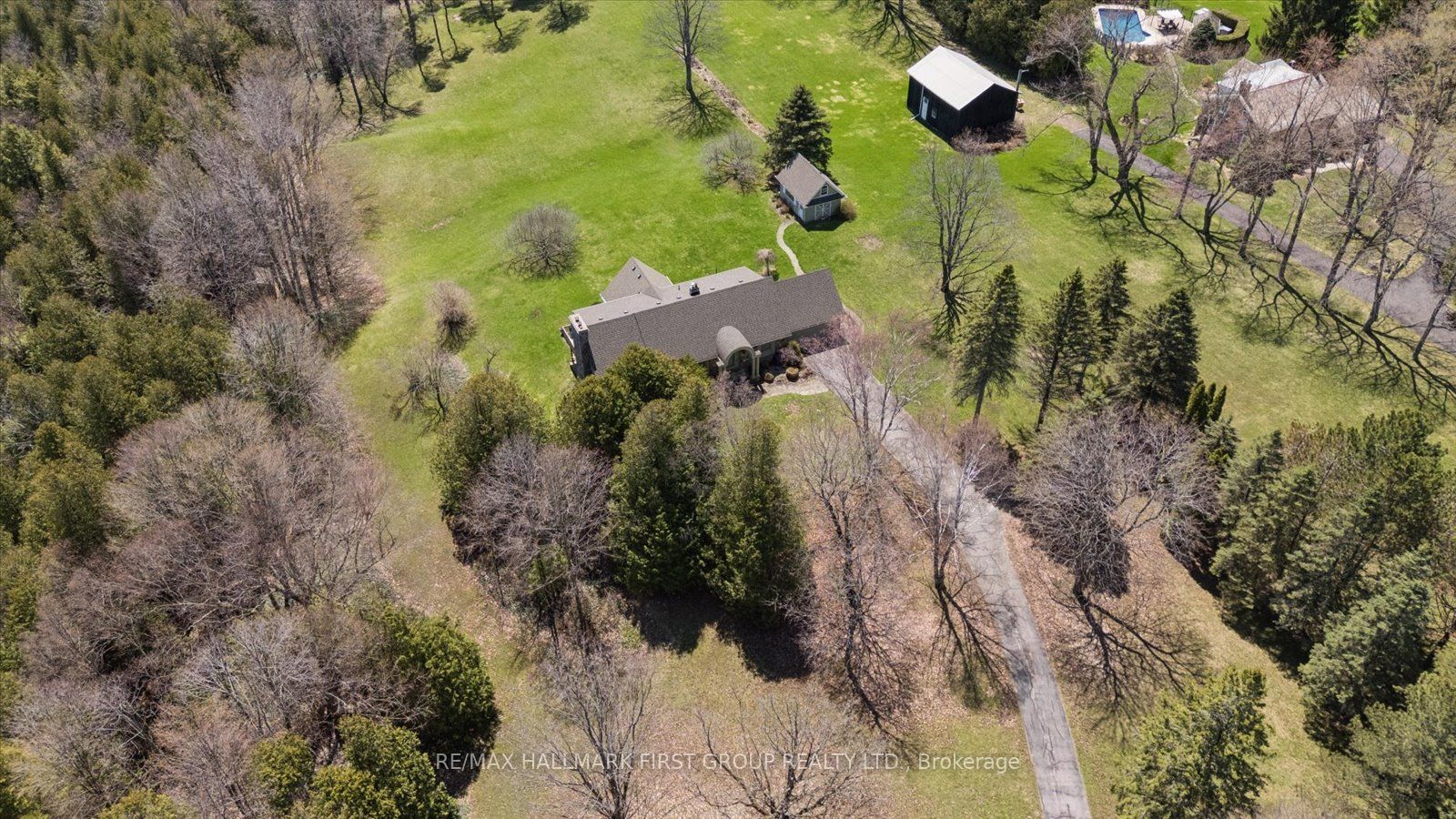 525 Myrtle Road W