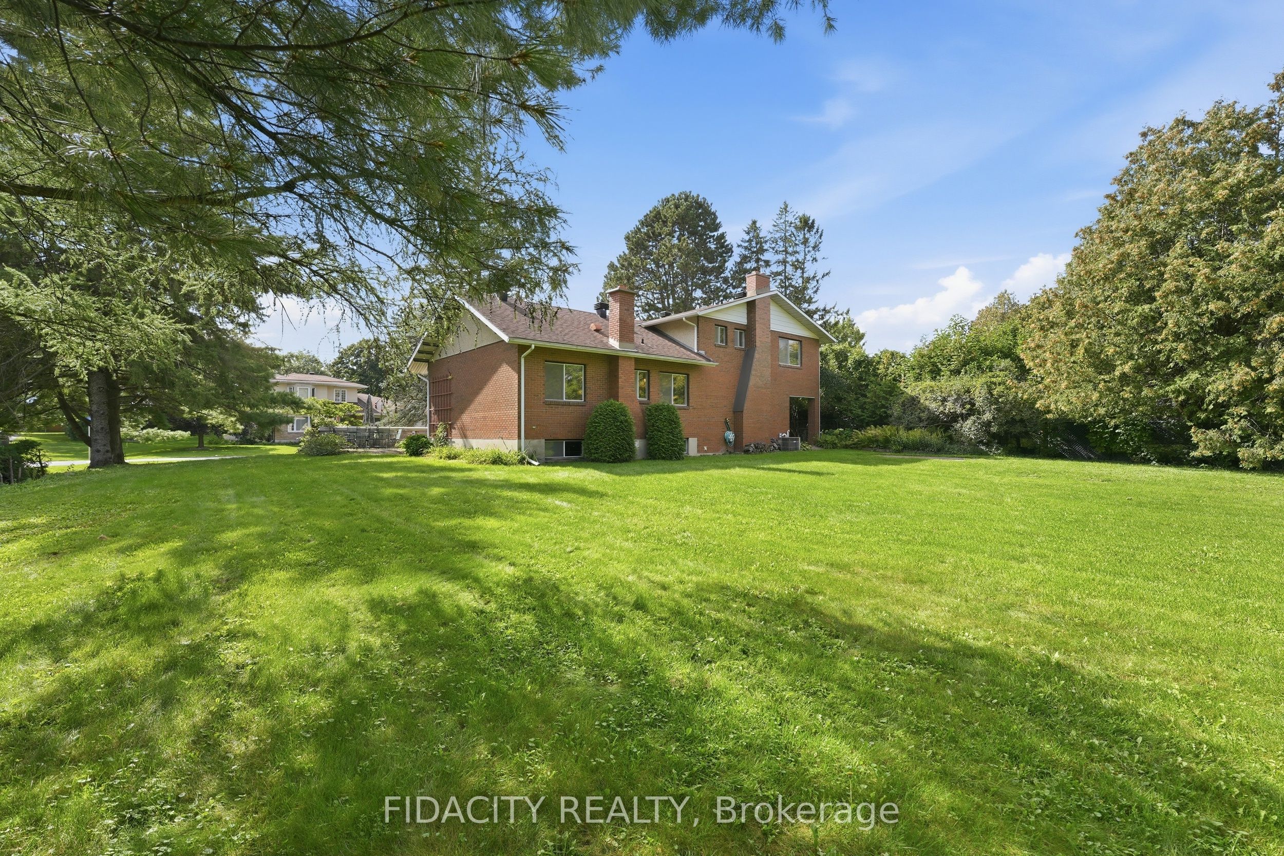 45 Cortleigh Drive
