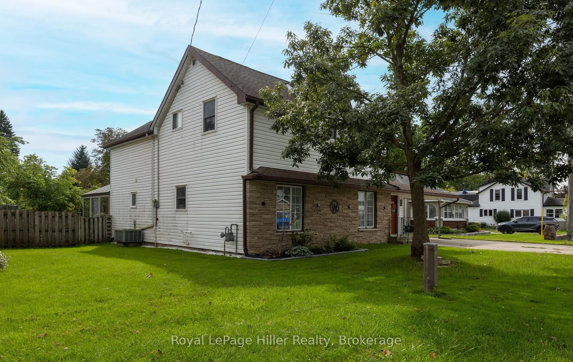 163 St. George Street