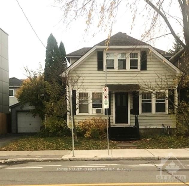 12 MCARTHUR Avenue