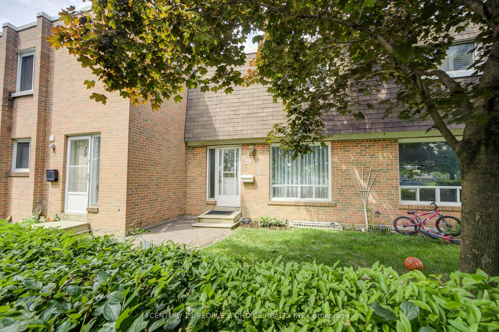 1730 Albion Road 29