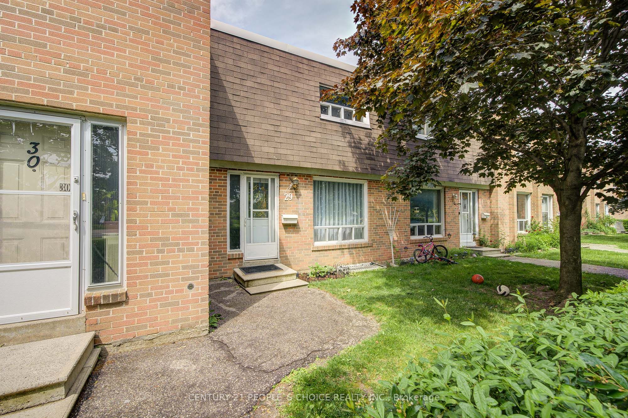 1730 Albion Road 29
