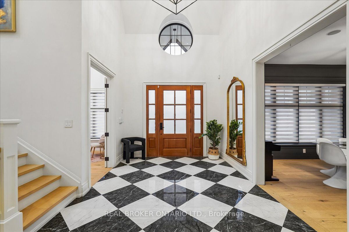 1445 Skyline Drive