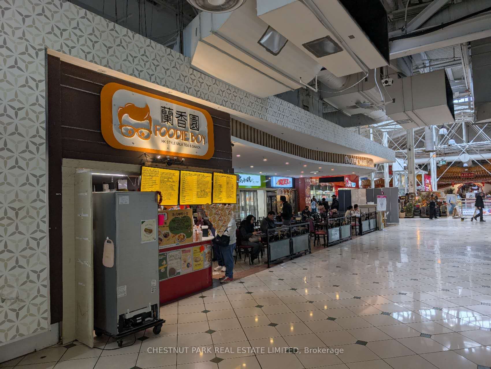 4300 Steeles Avenue E F26