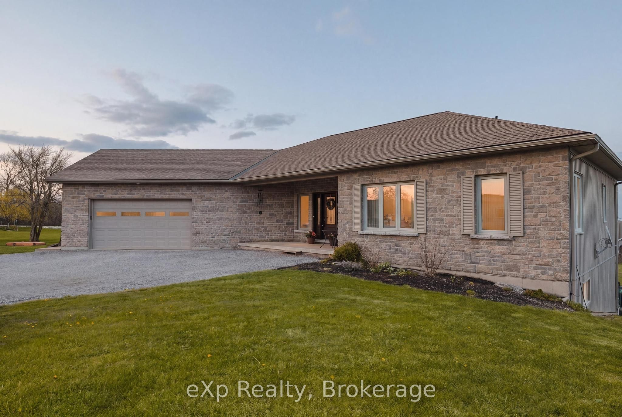 138430 112 Grey Road