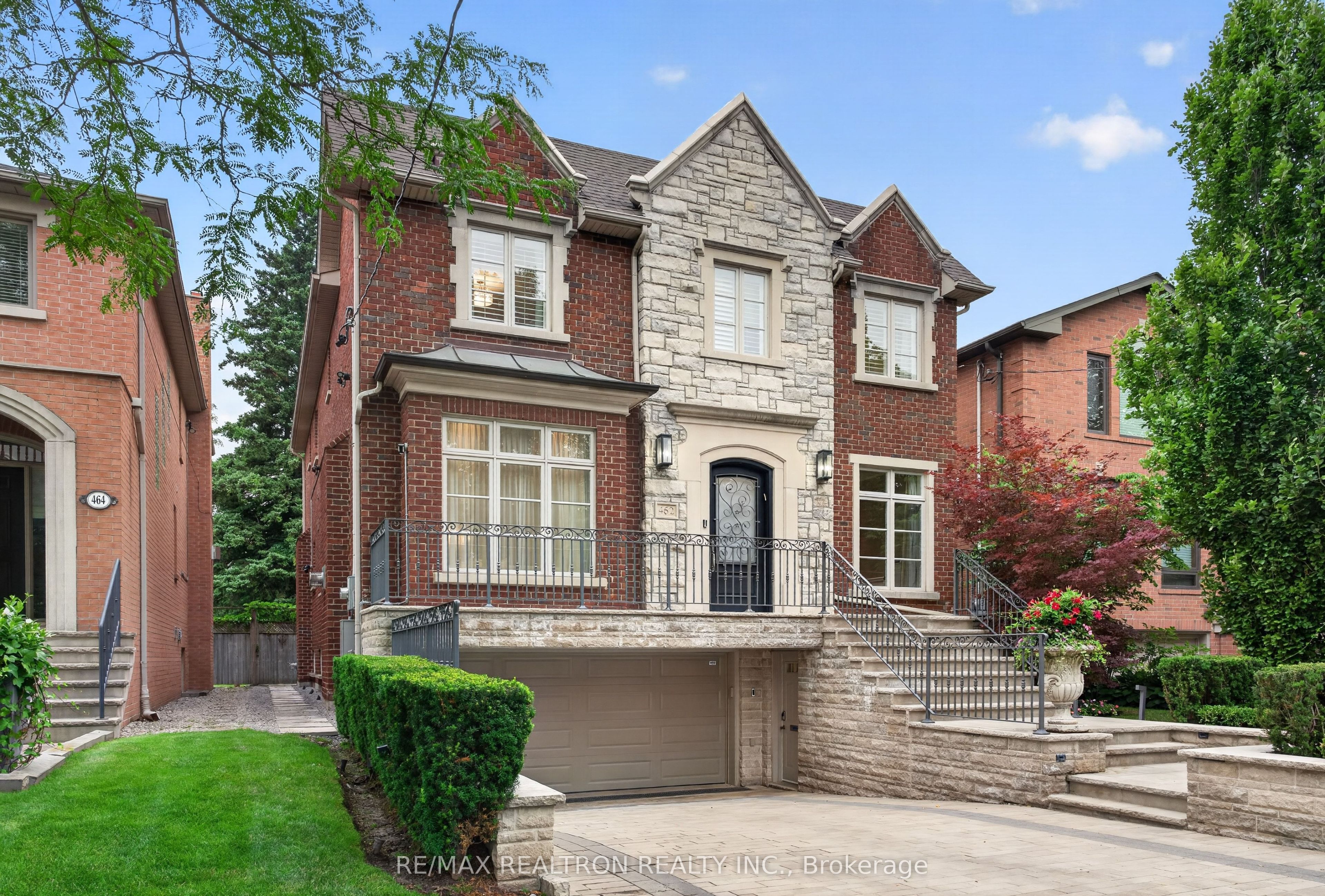 462 Fairlawn Avenue