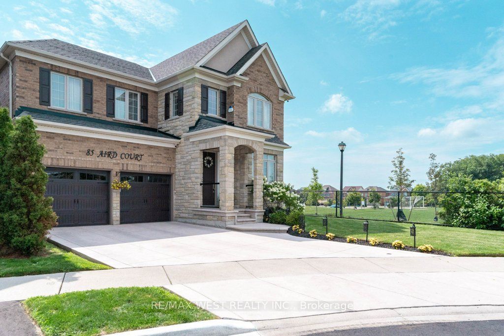 85 Aird Court