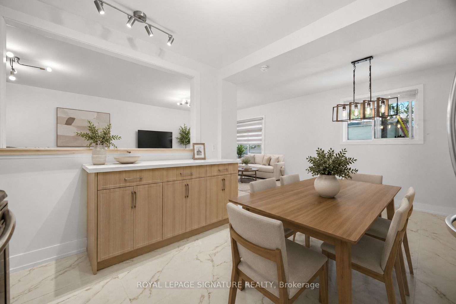 2599 Lundene Road