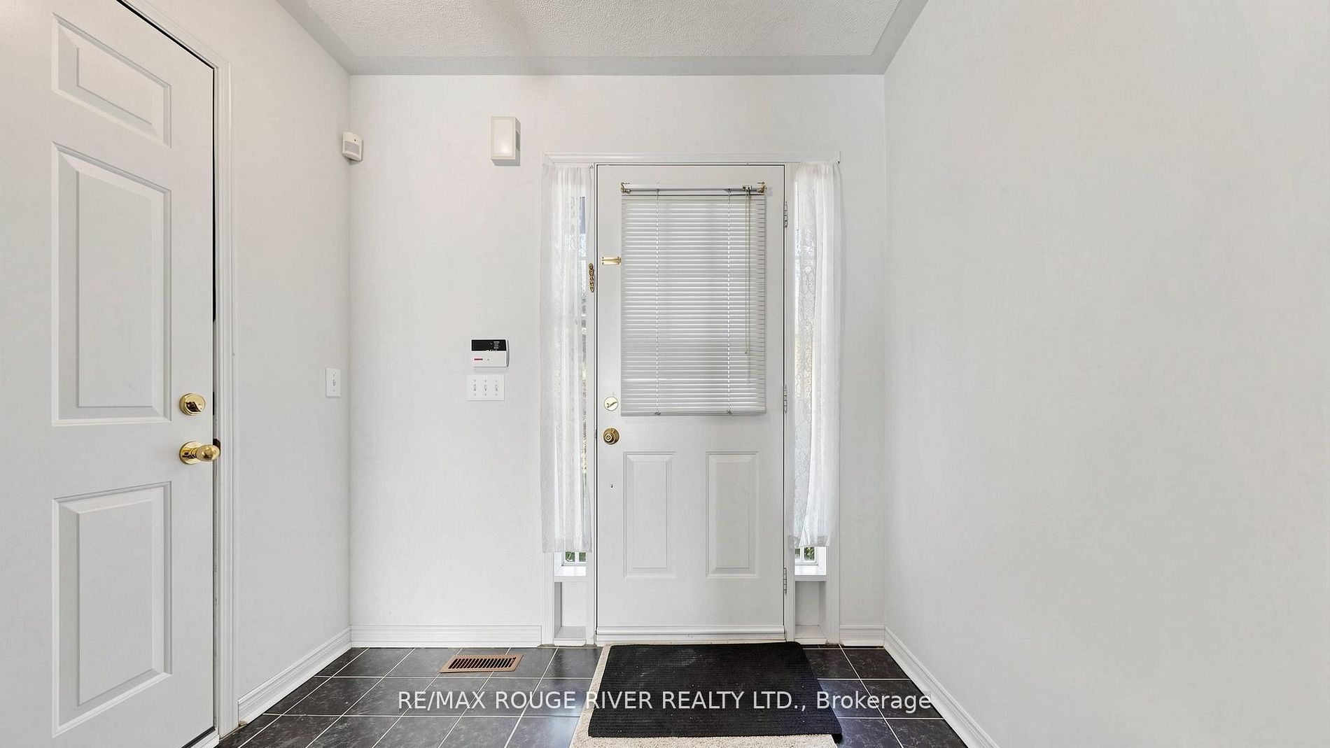 4 Trowell Lane