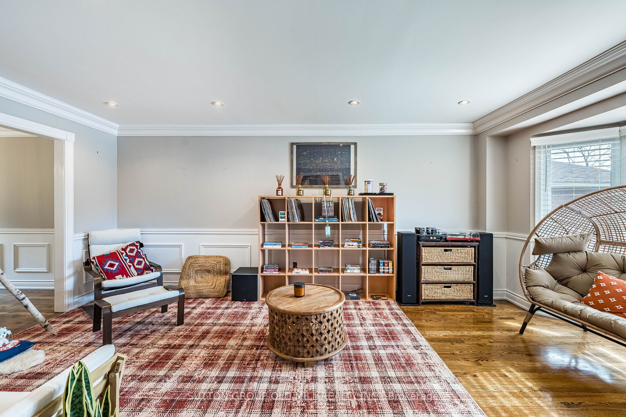501 Sundown Crescent