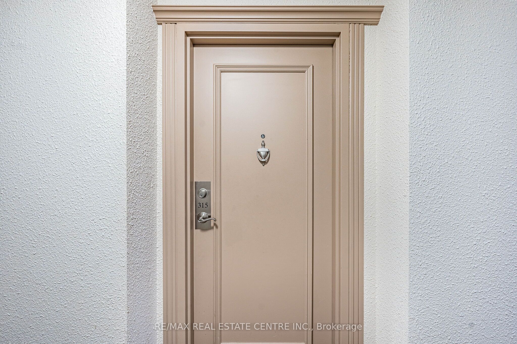 1525 Diefenbaker Court 315