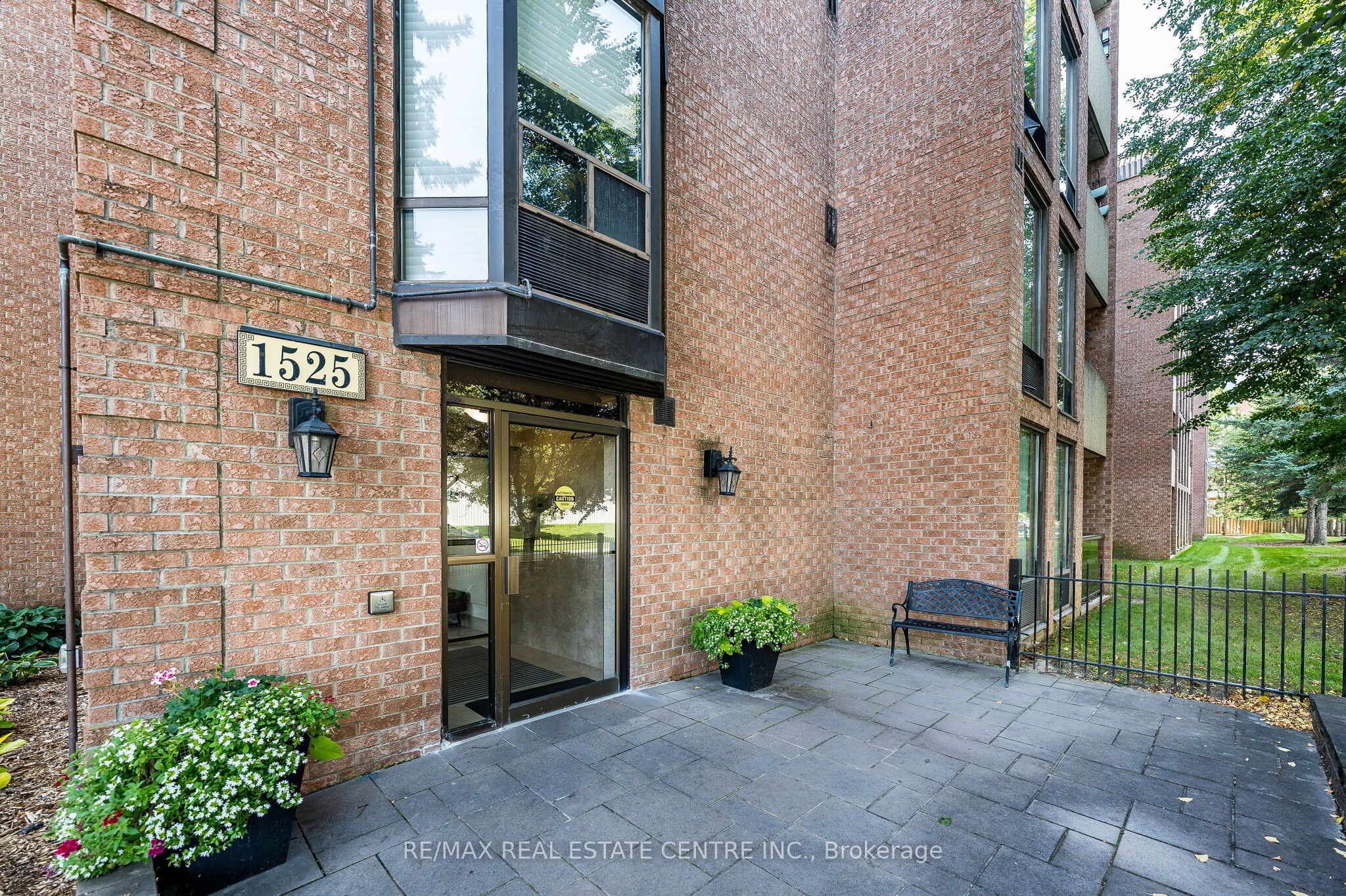 1525 Diefenbaker Court 315