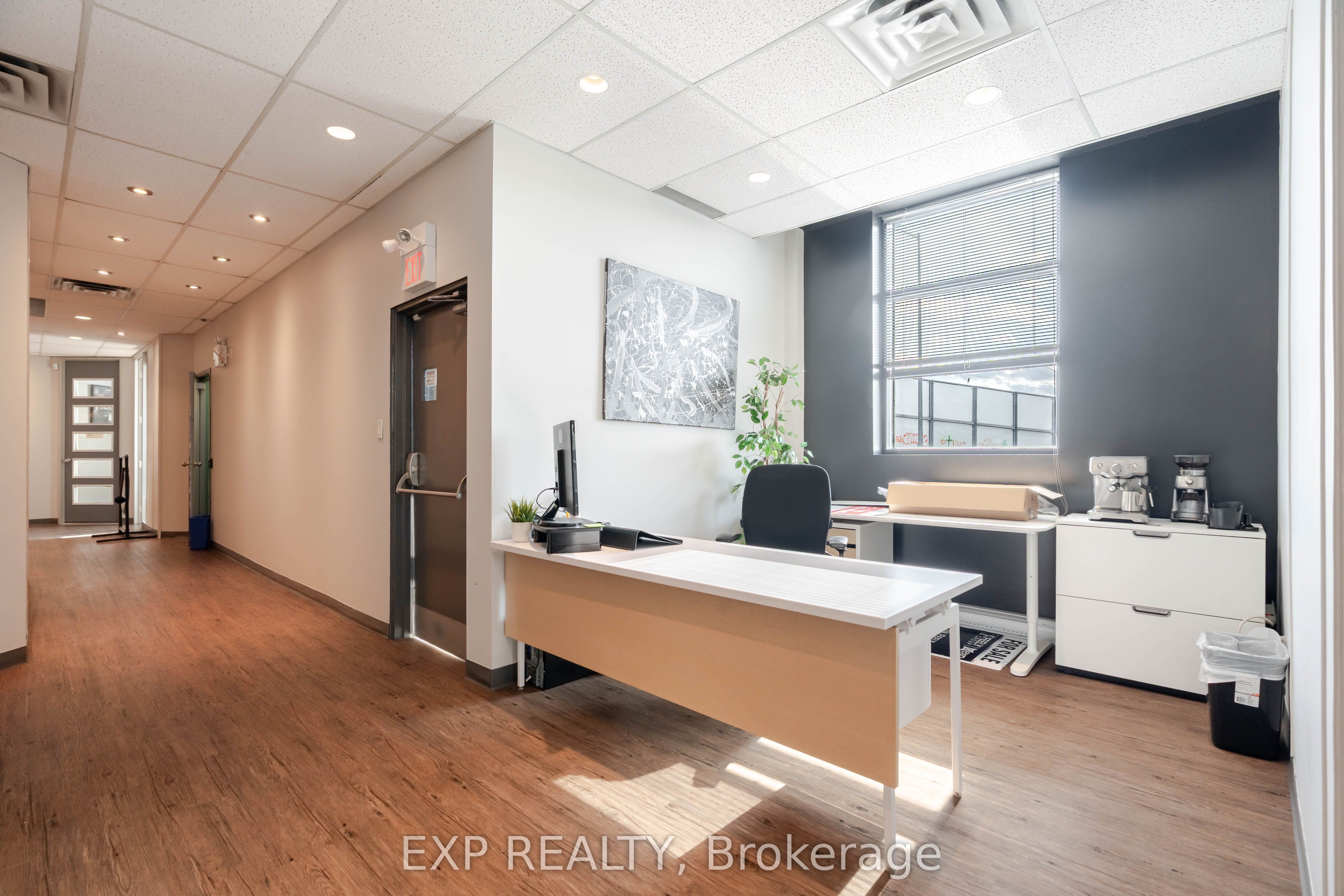 424 Catherine Street 200