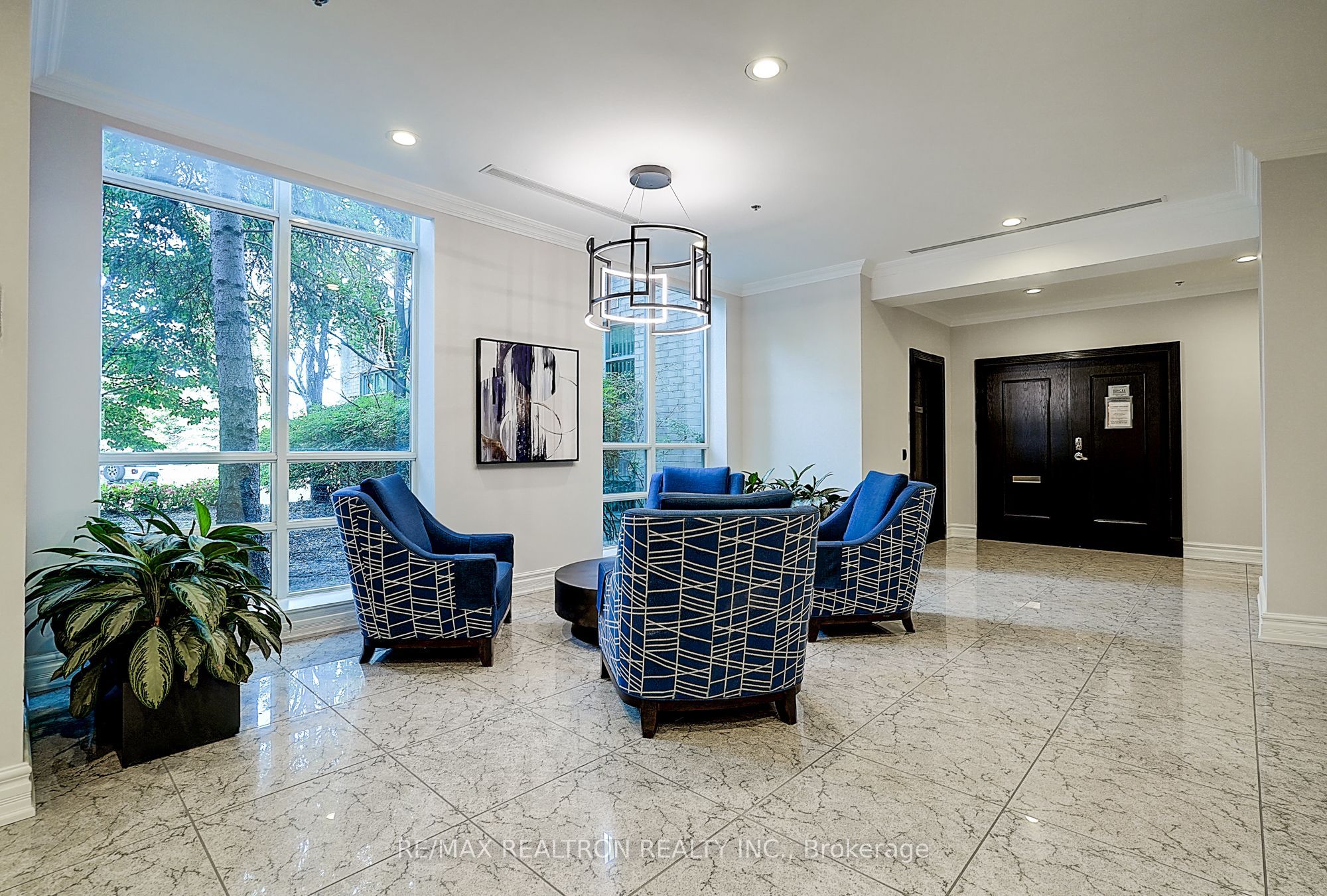 3 Ellesmere Street 406