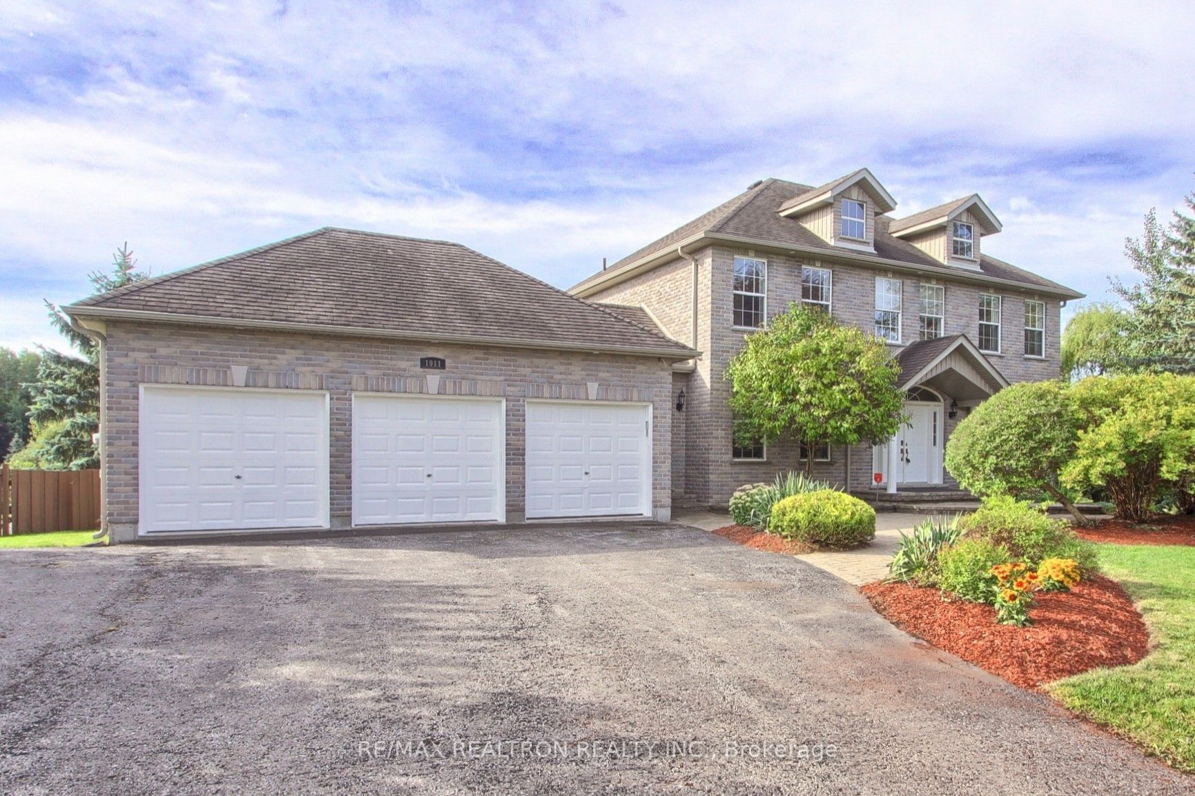 1911 Mount Albert Road