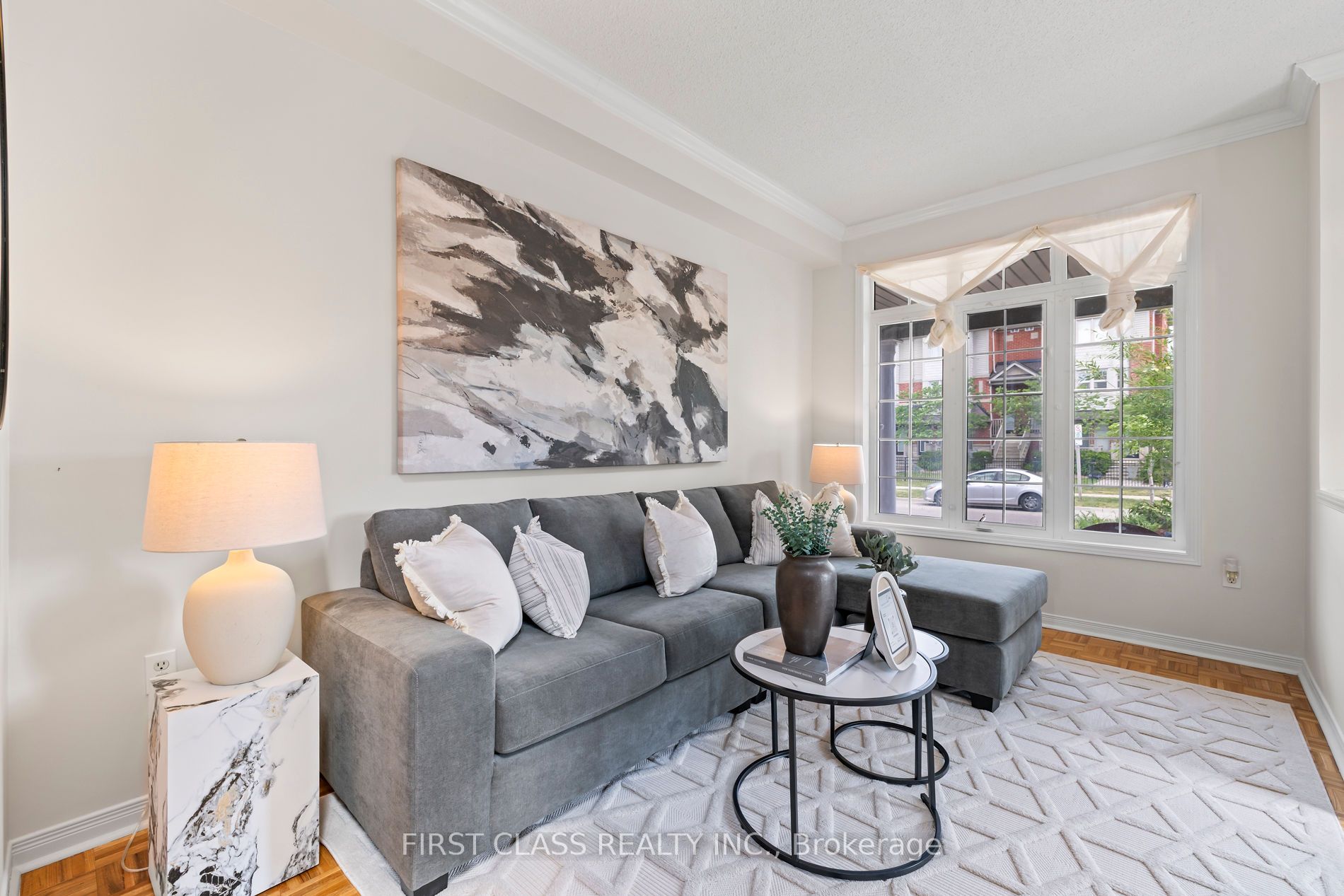 3181 Bentley Drive W