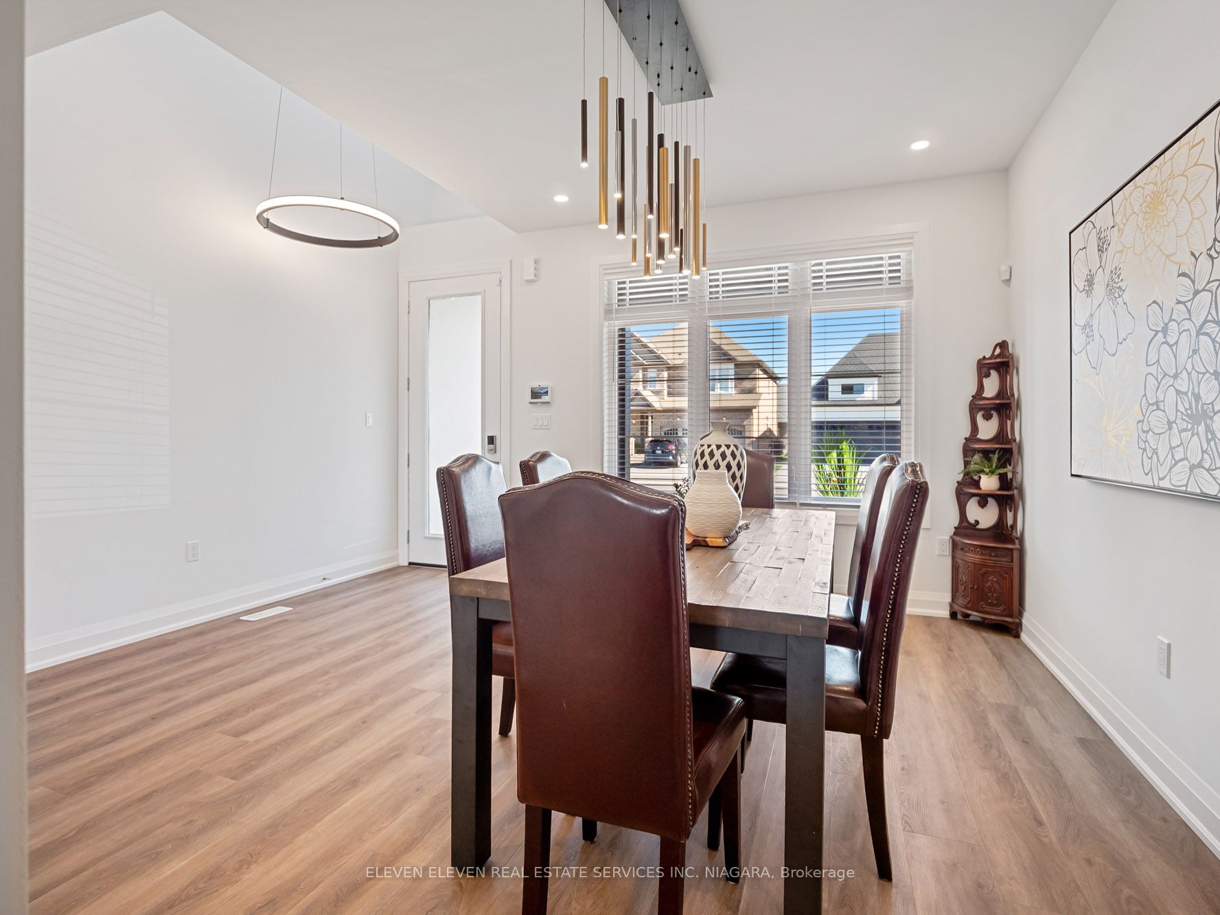 7483 Sherrilee Crescent