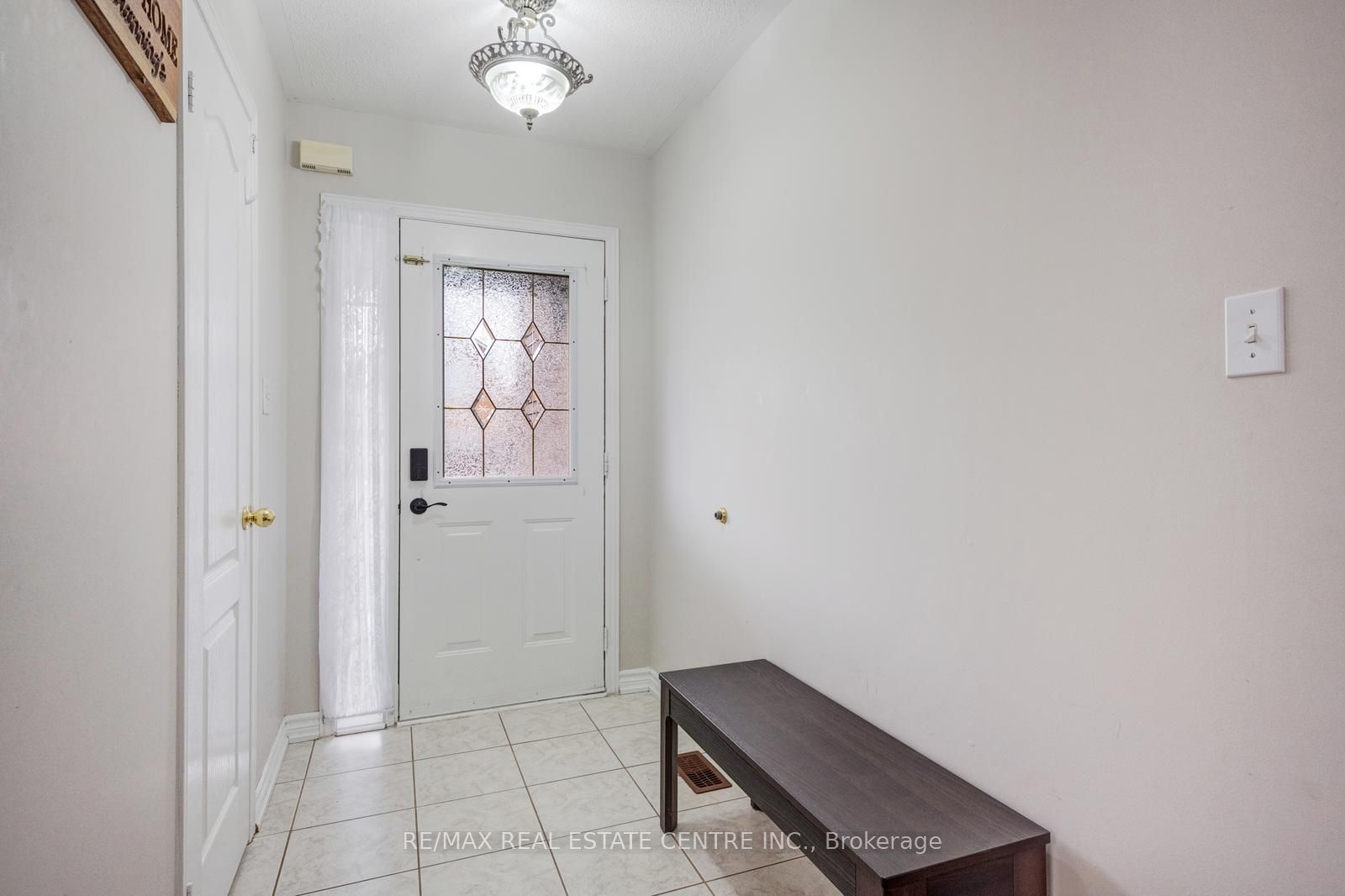 3386 Crimson King Circle