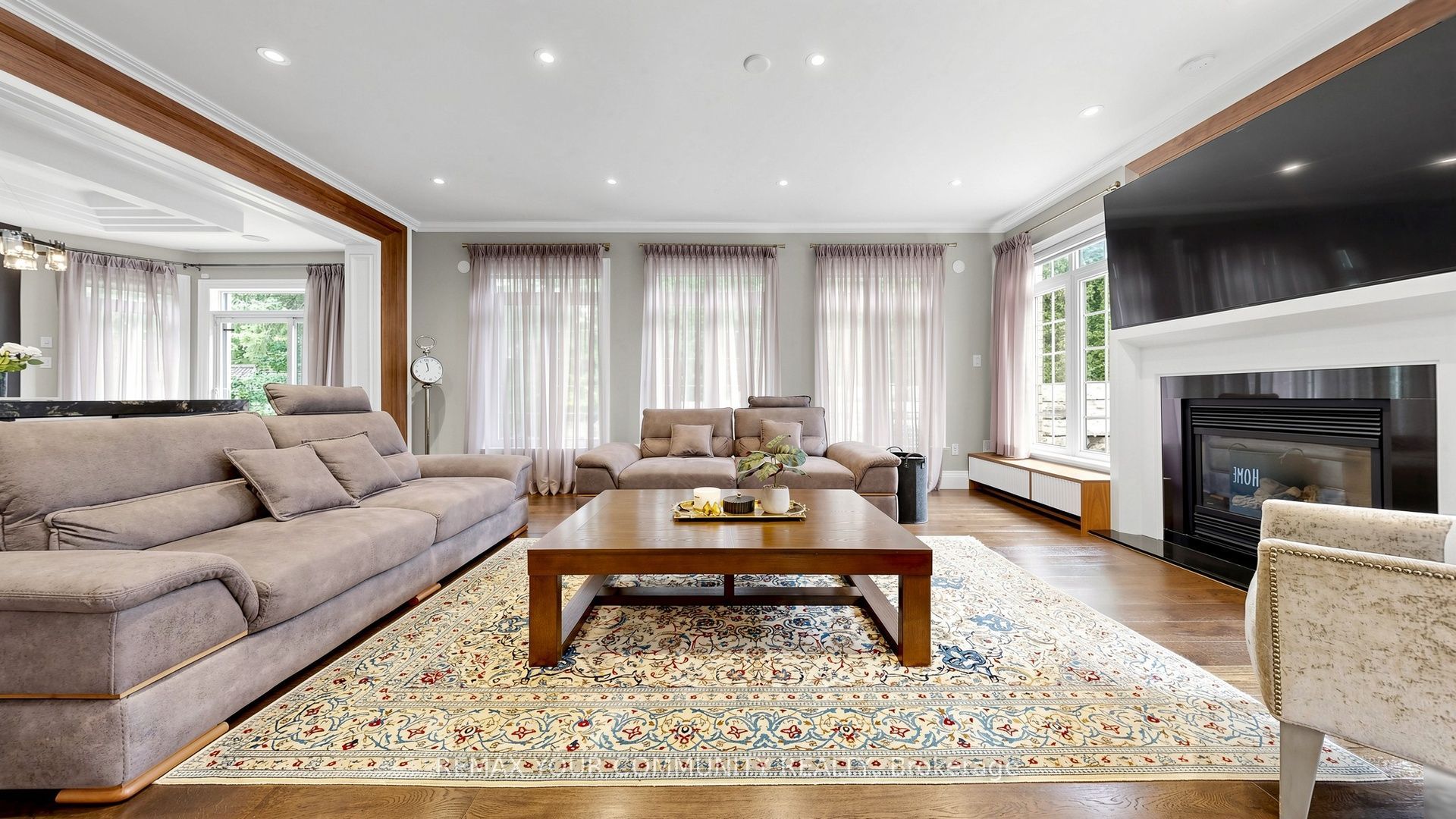 25 Guinevere Court
