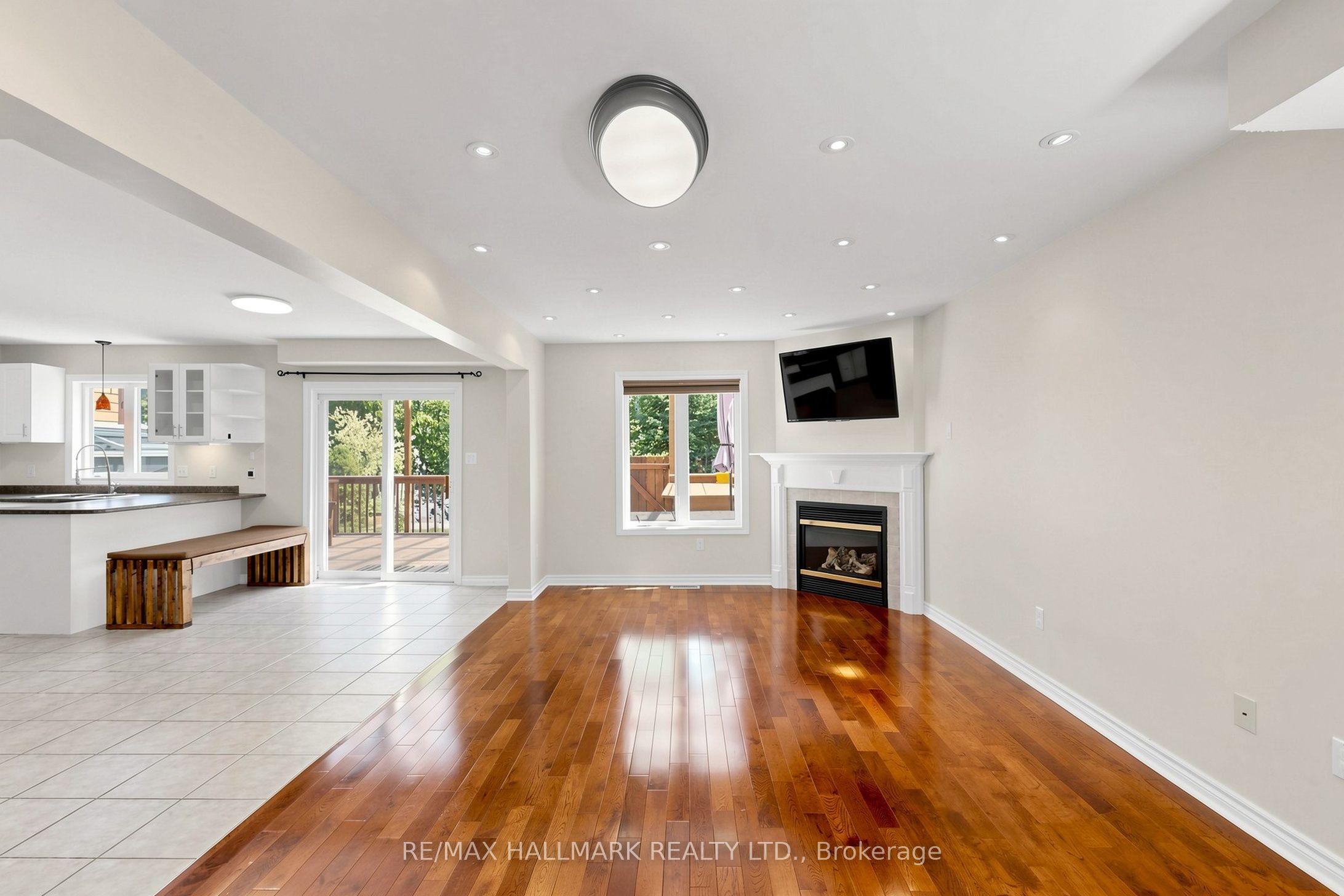 127 Humberland Drive