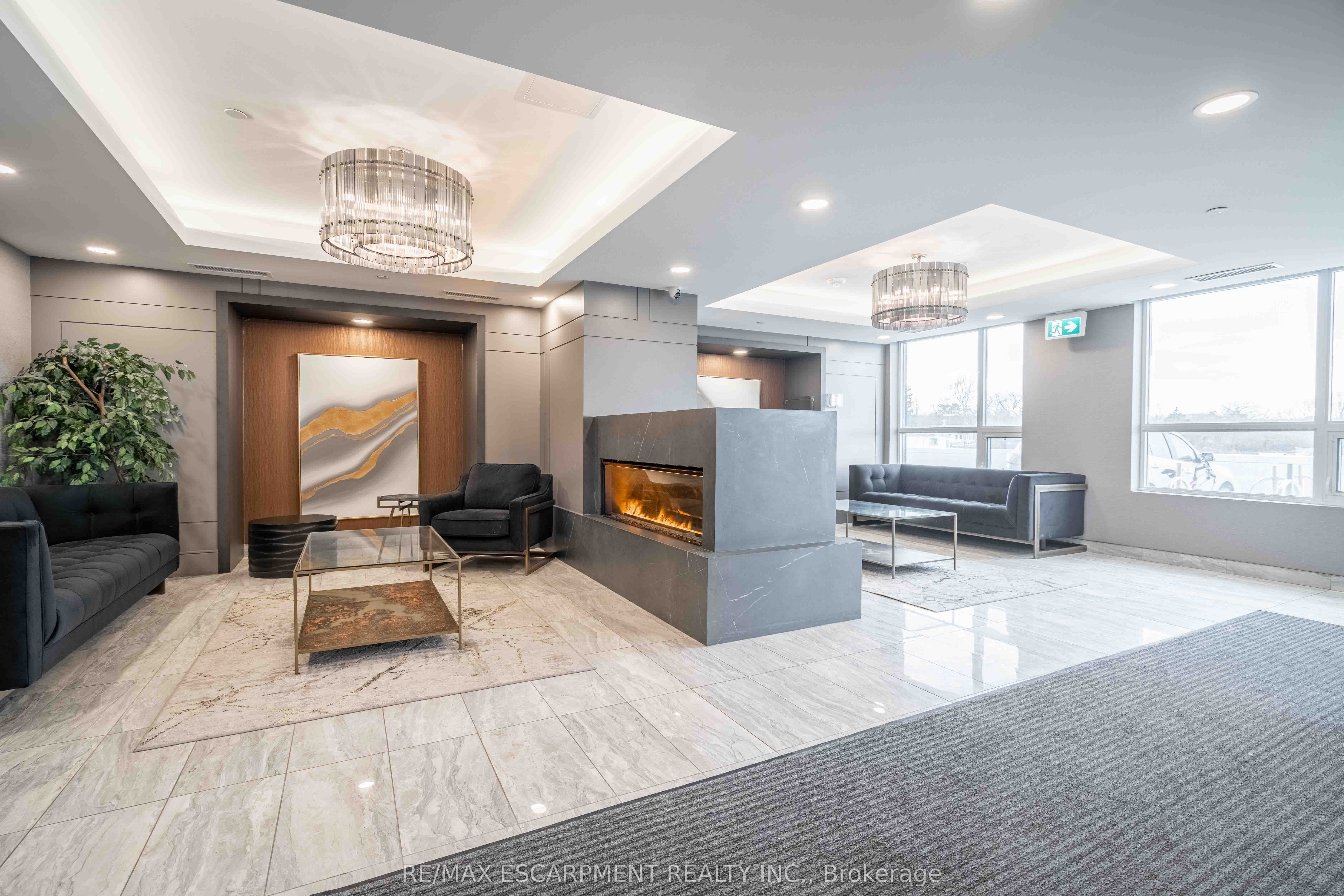 5055 Greenlane Road 541