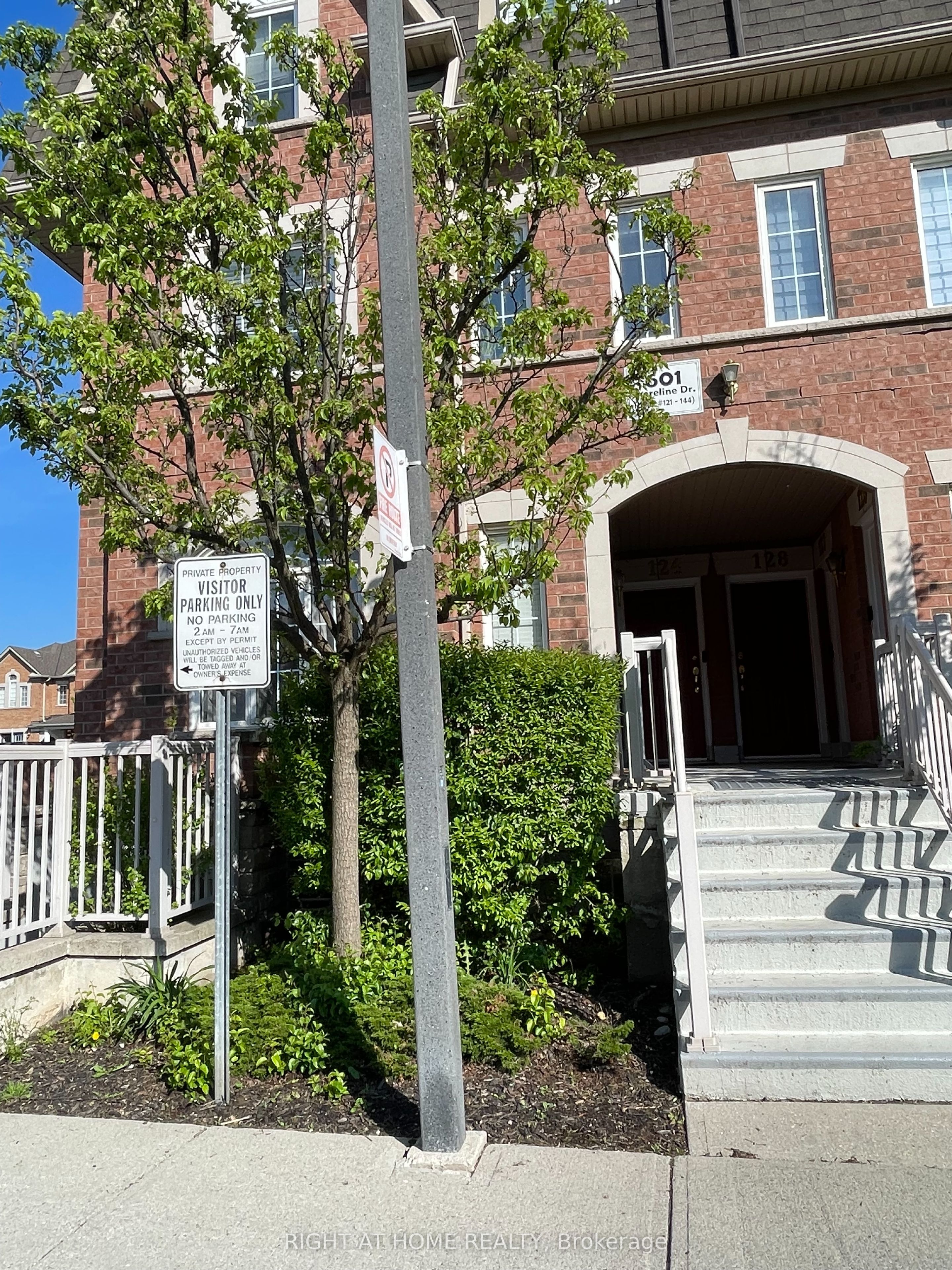 601 Shoreline Drive 122