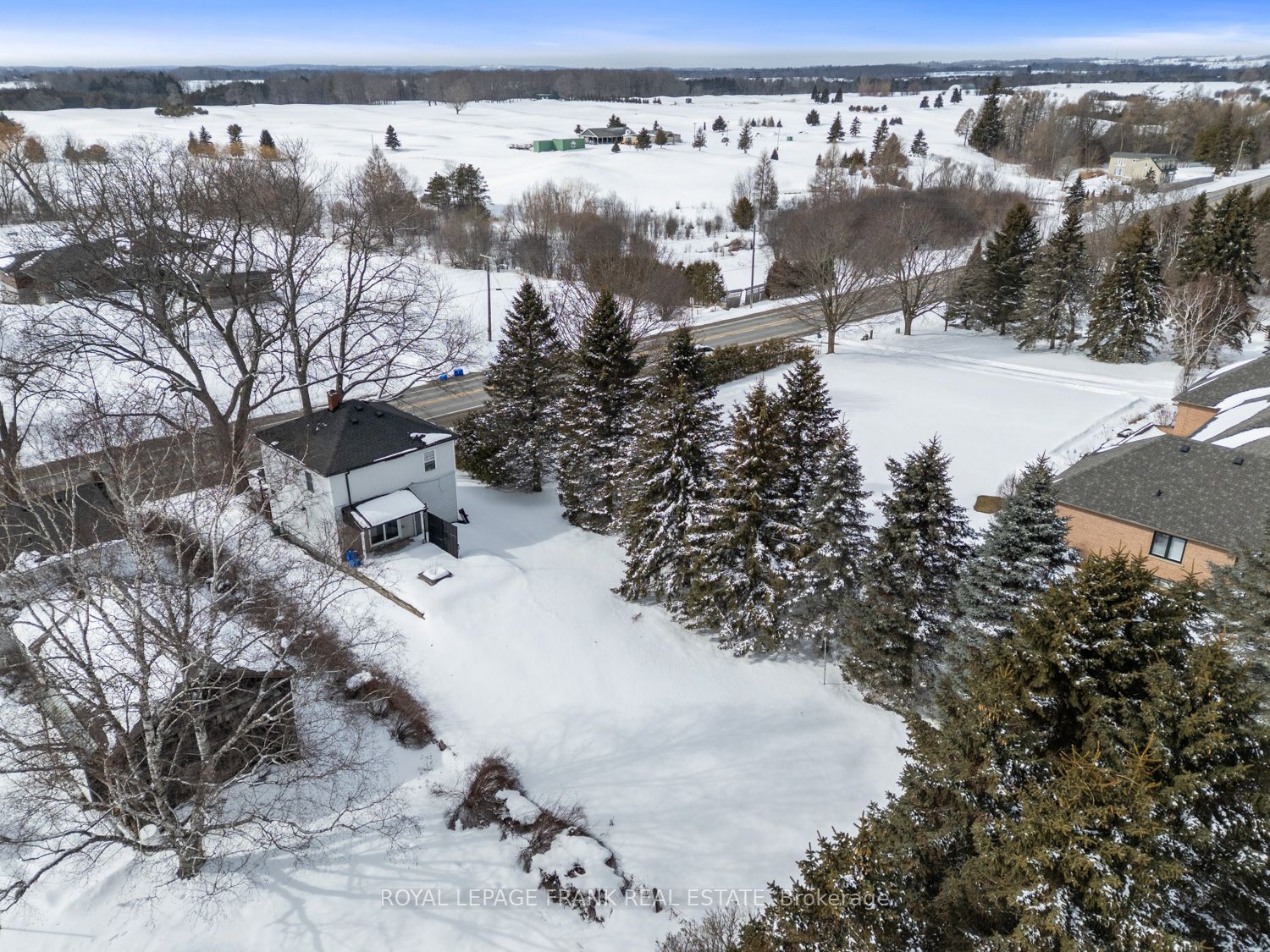 3531 Simcoe Street N