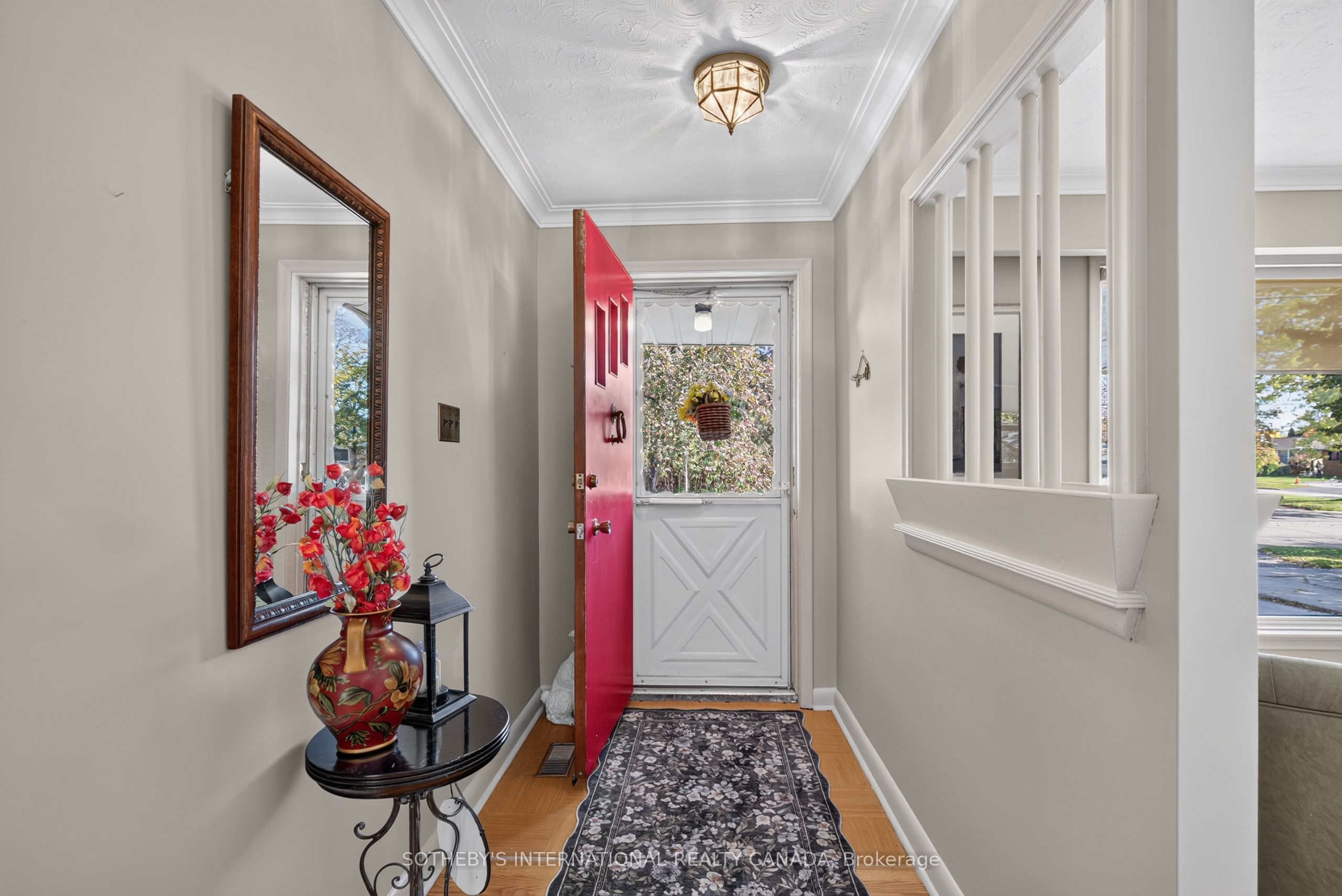 871 Mississauga Valley Boulevard