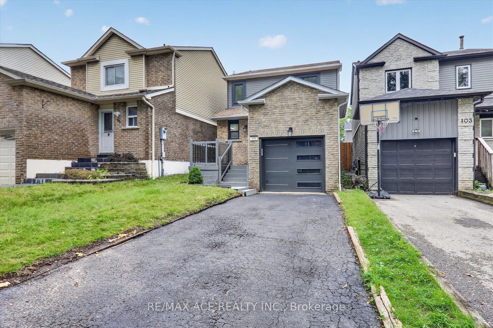 101 Greenfield Crescent
