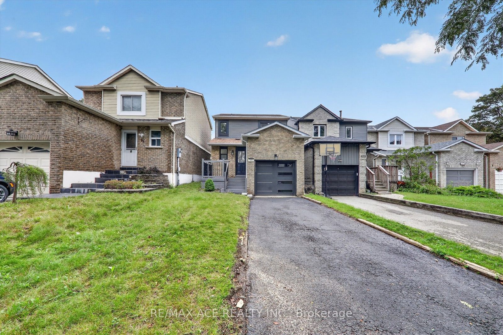 101 Greenfield Crescent