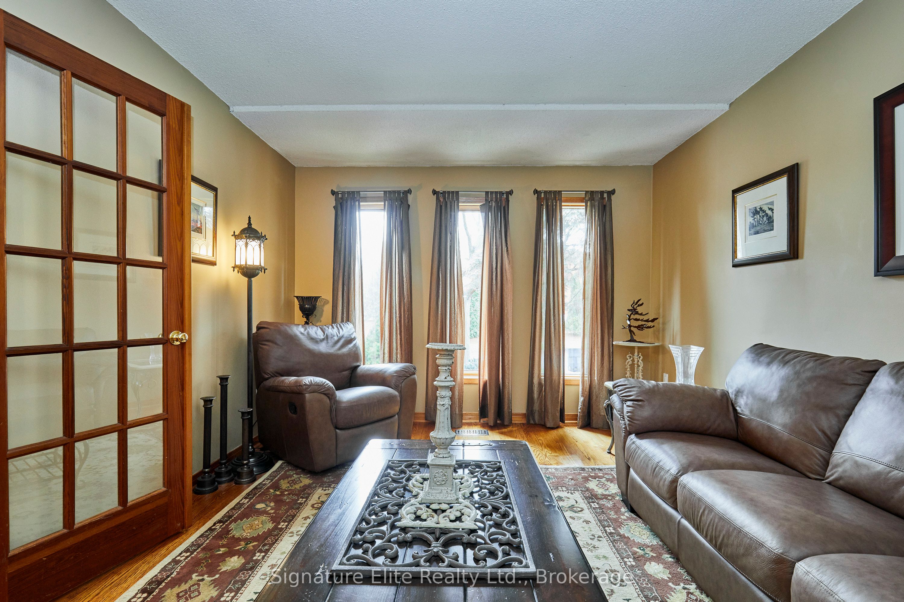 4 Camor Court