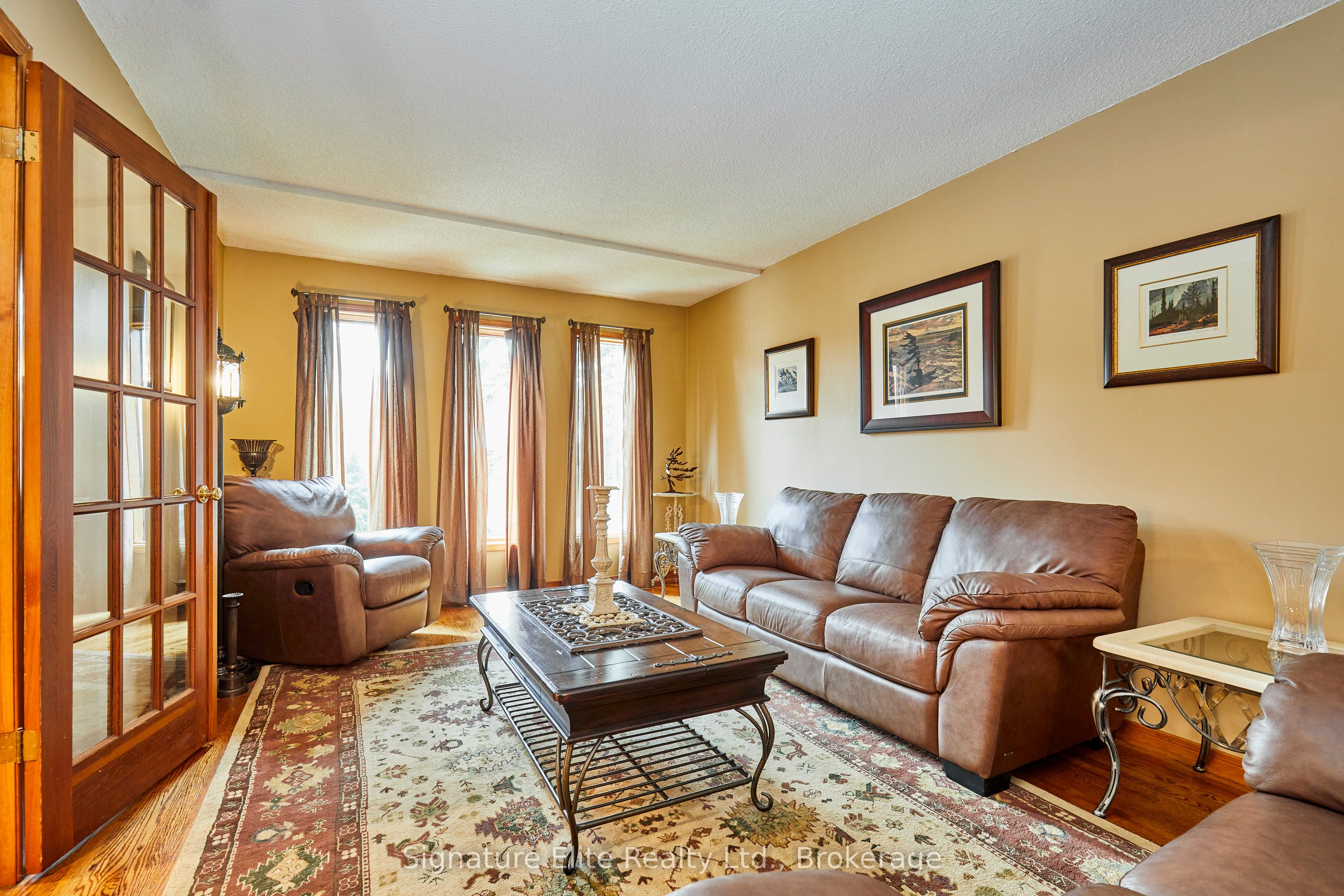 4 Camor Court