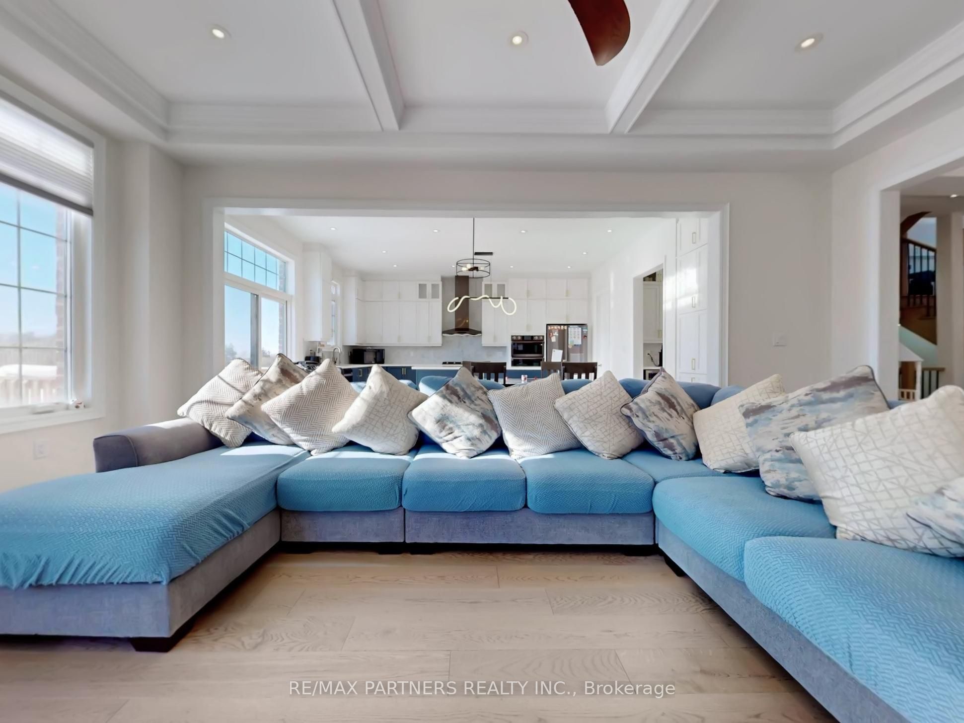 278 Boundary Boulevard