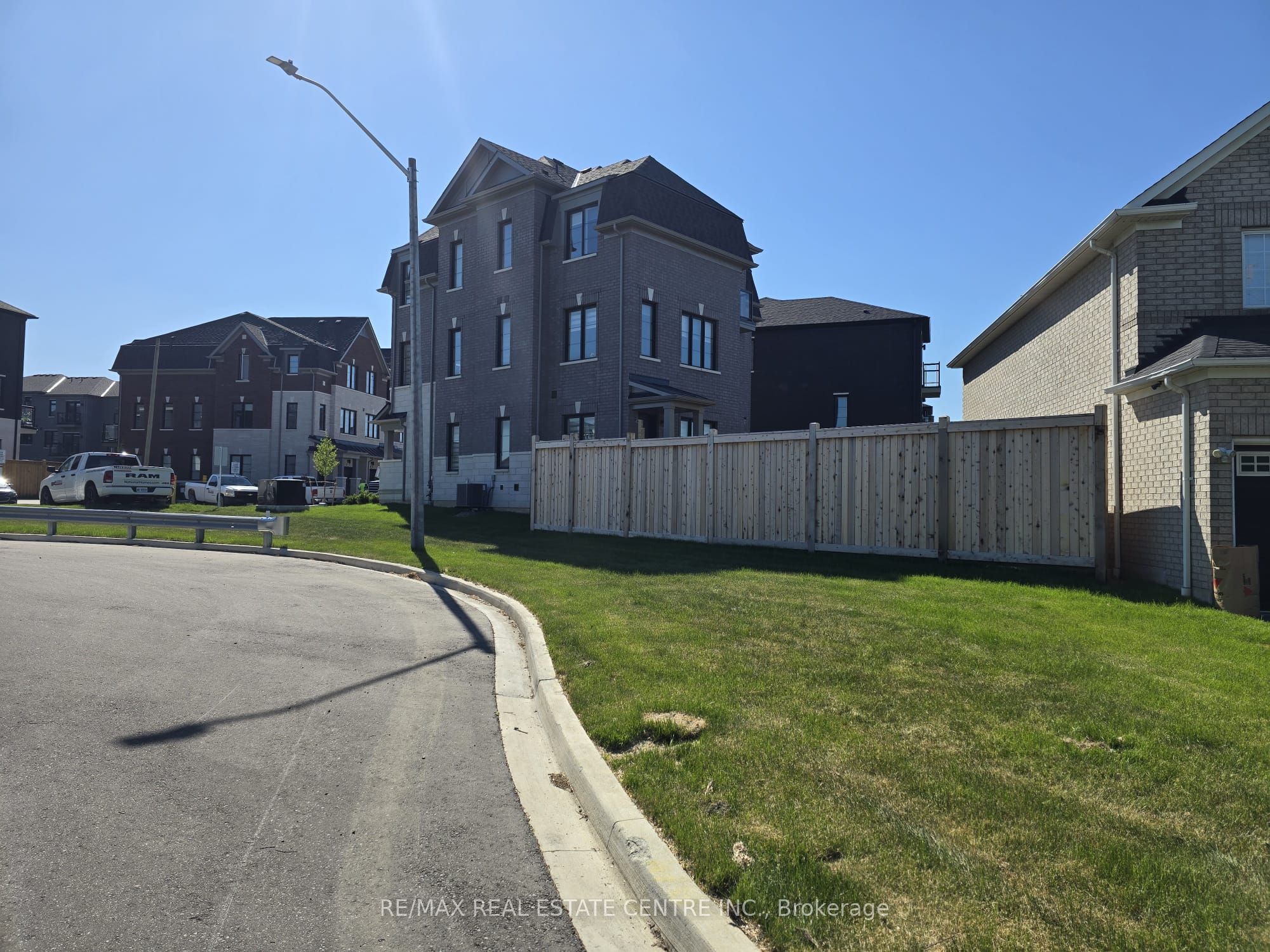 5959 Saigon Street