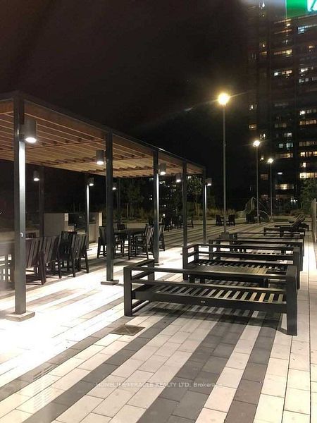 9 Mabelle Avenue 1226