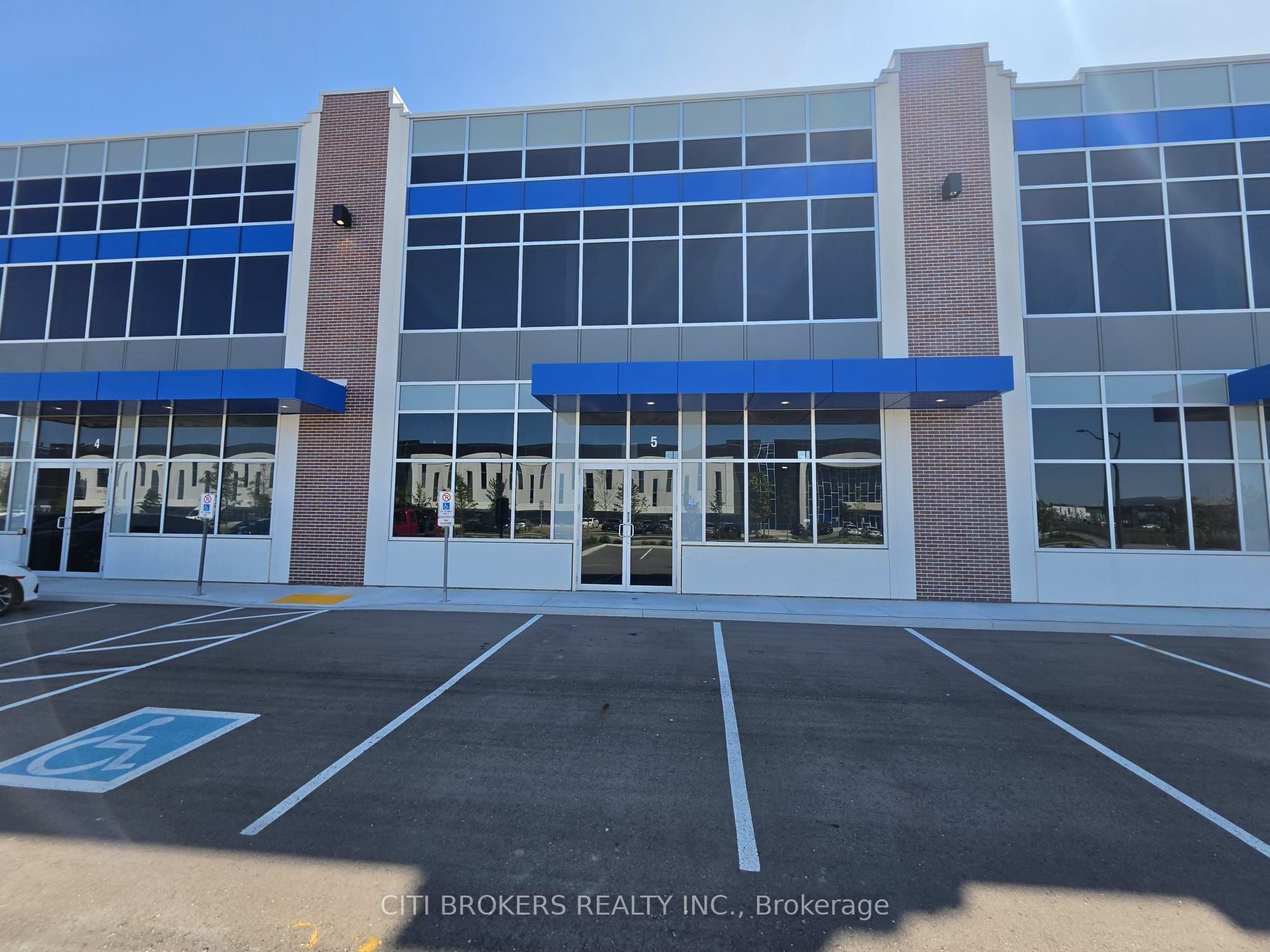 85 Inspire Boulevard 33 (C5)