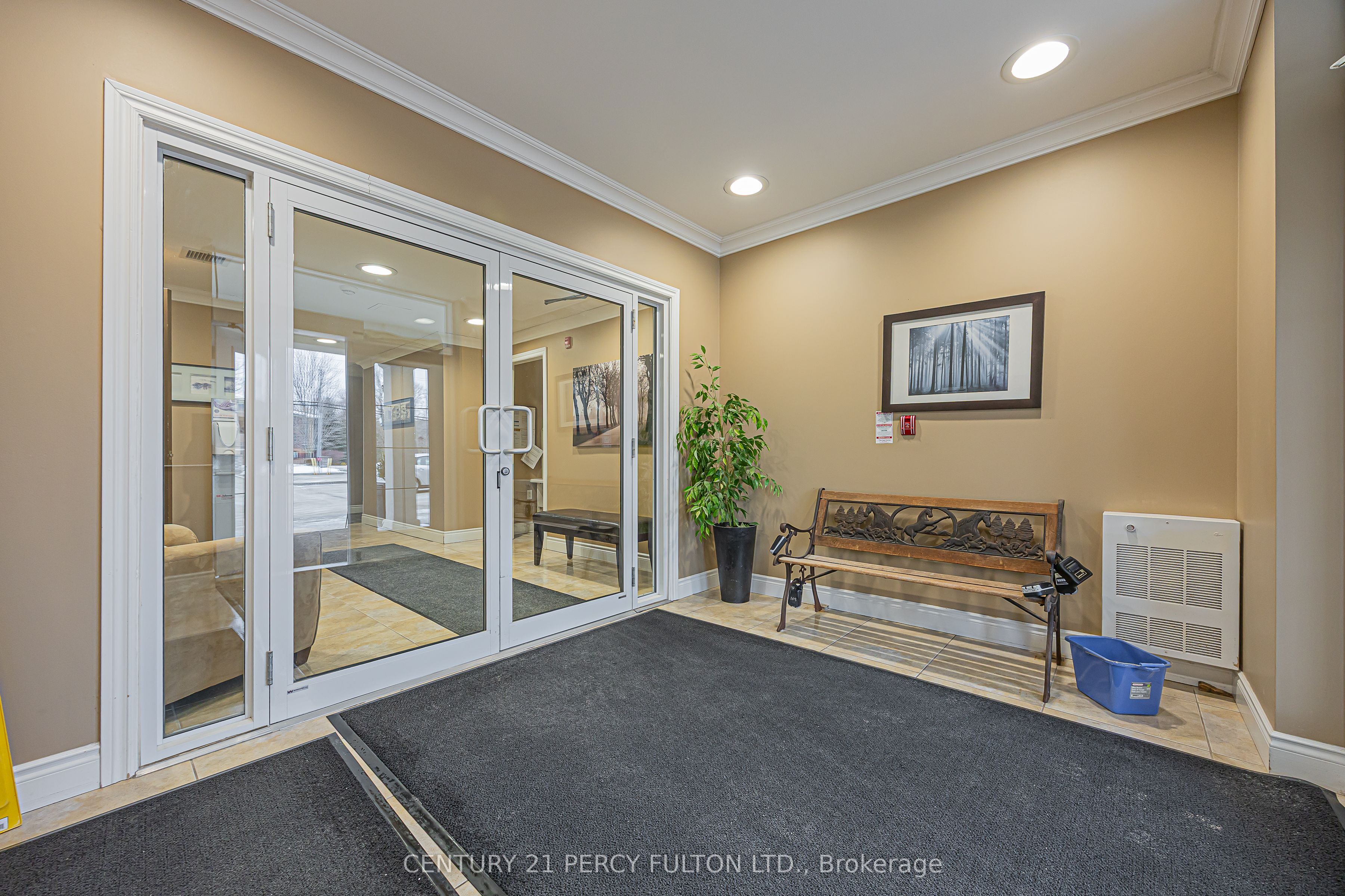 220 Main Street N 211