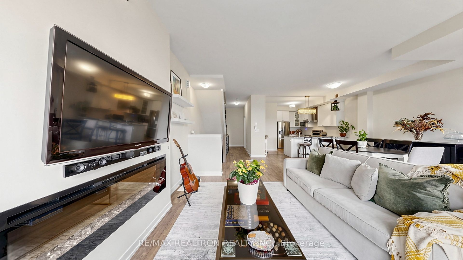 1956 Altona Road 19
