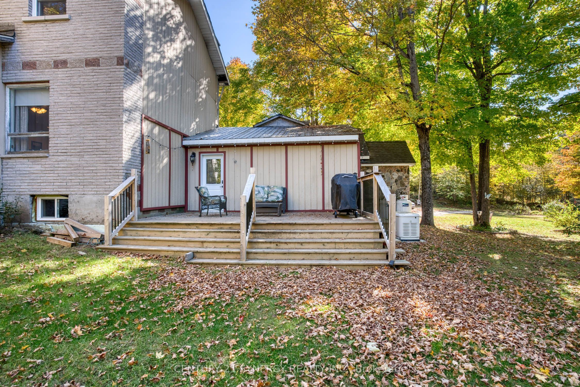 555 Sugarbush Way