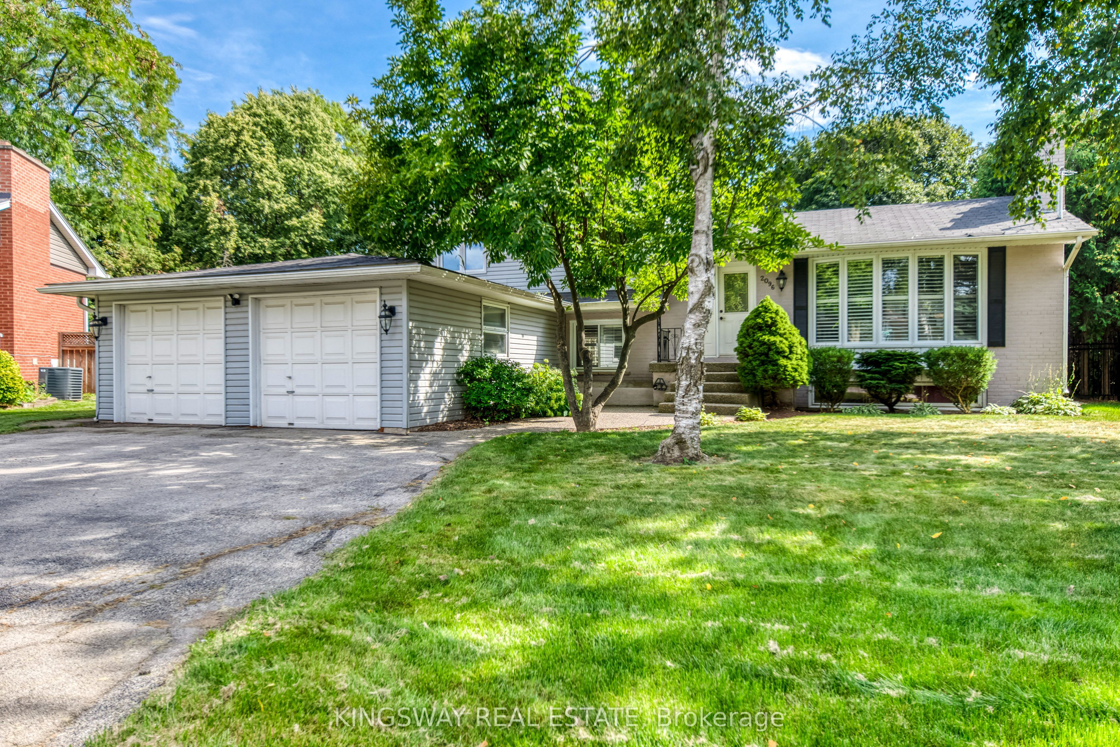 2096 Salvator Boulevard