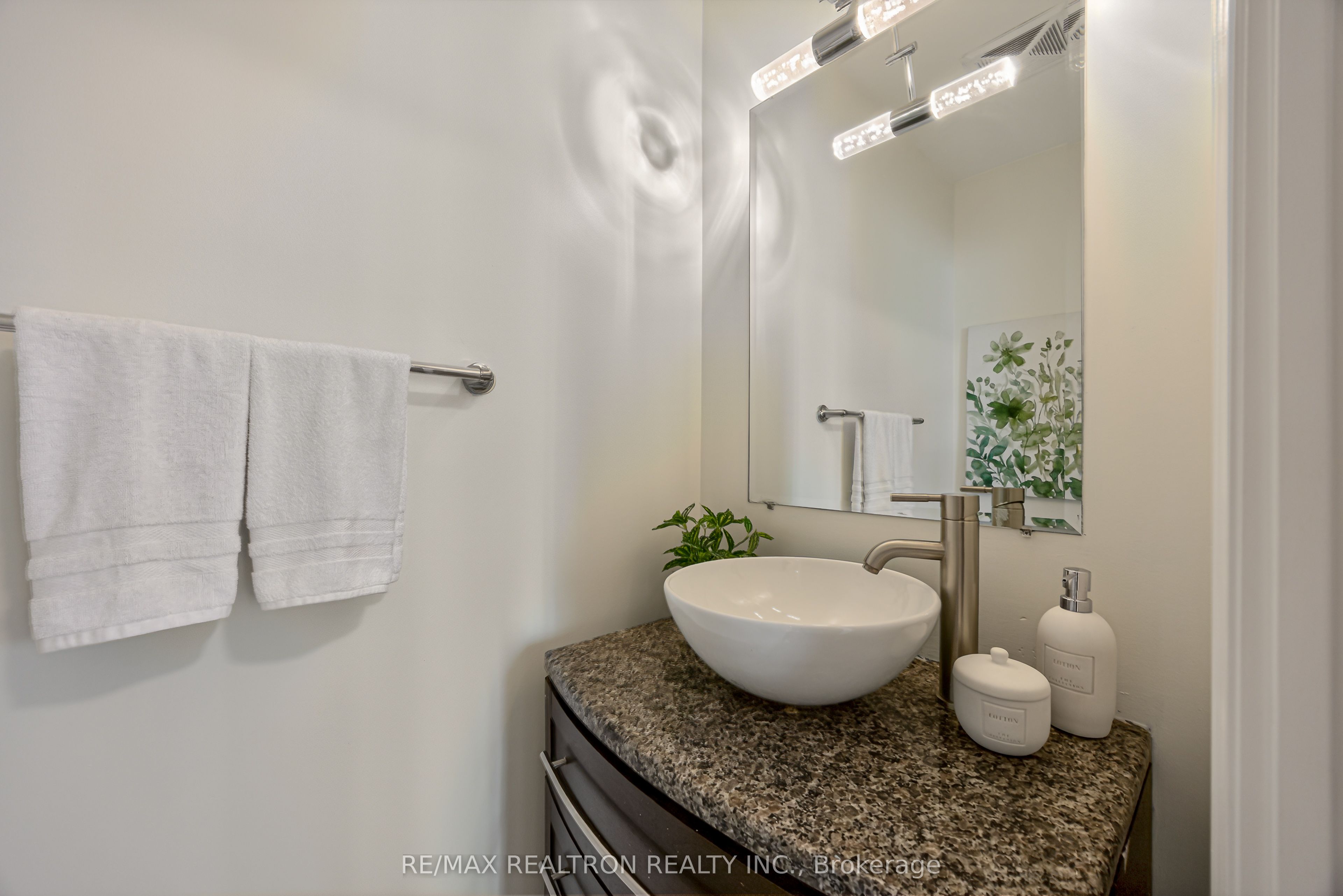 223 Webb Drive 2209