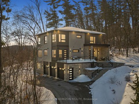 111 Grand Ridge Drive Cambridge ON N1S 4E4