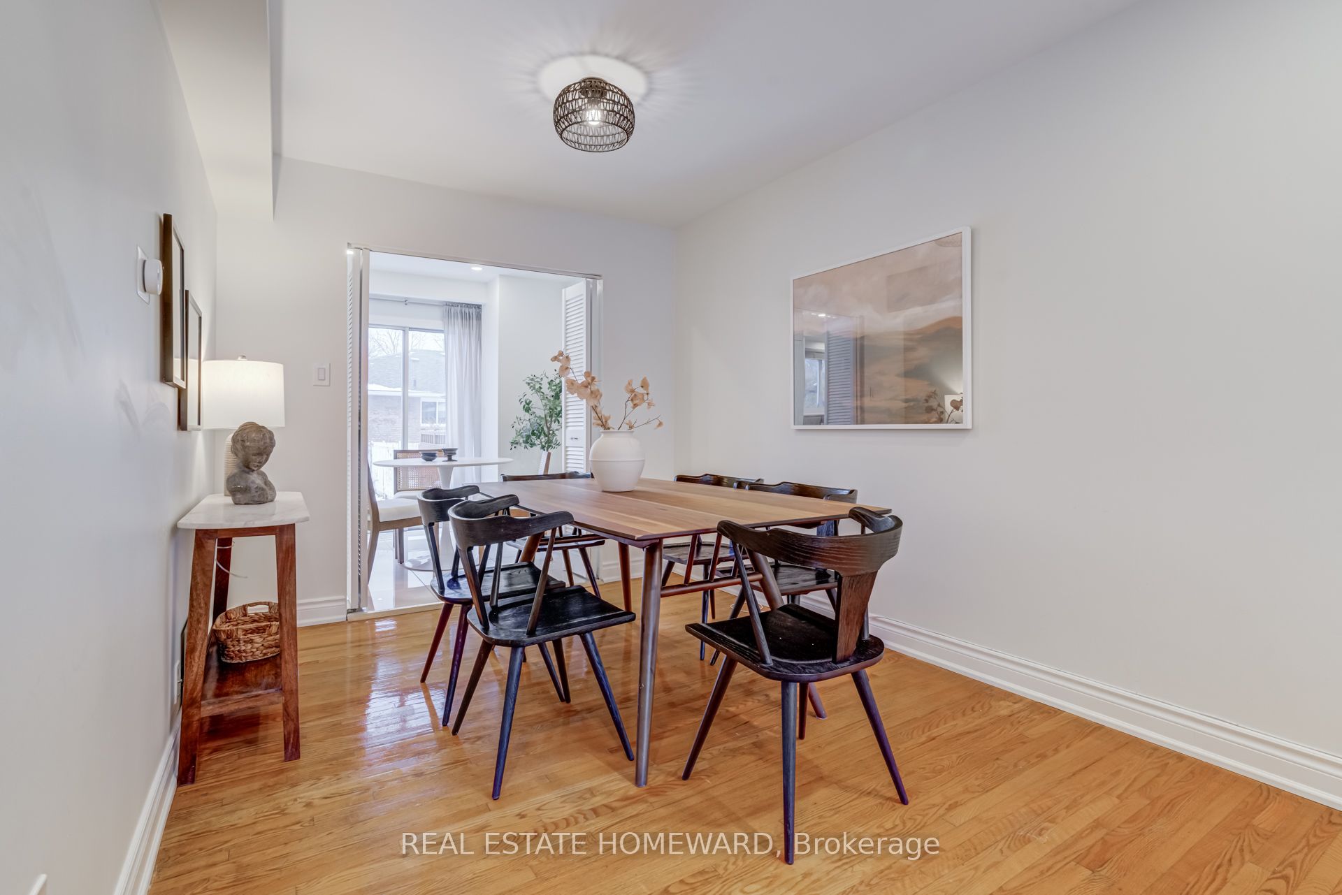 783 Dodsworth Crescent