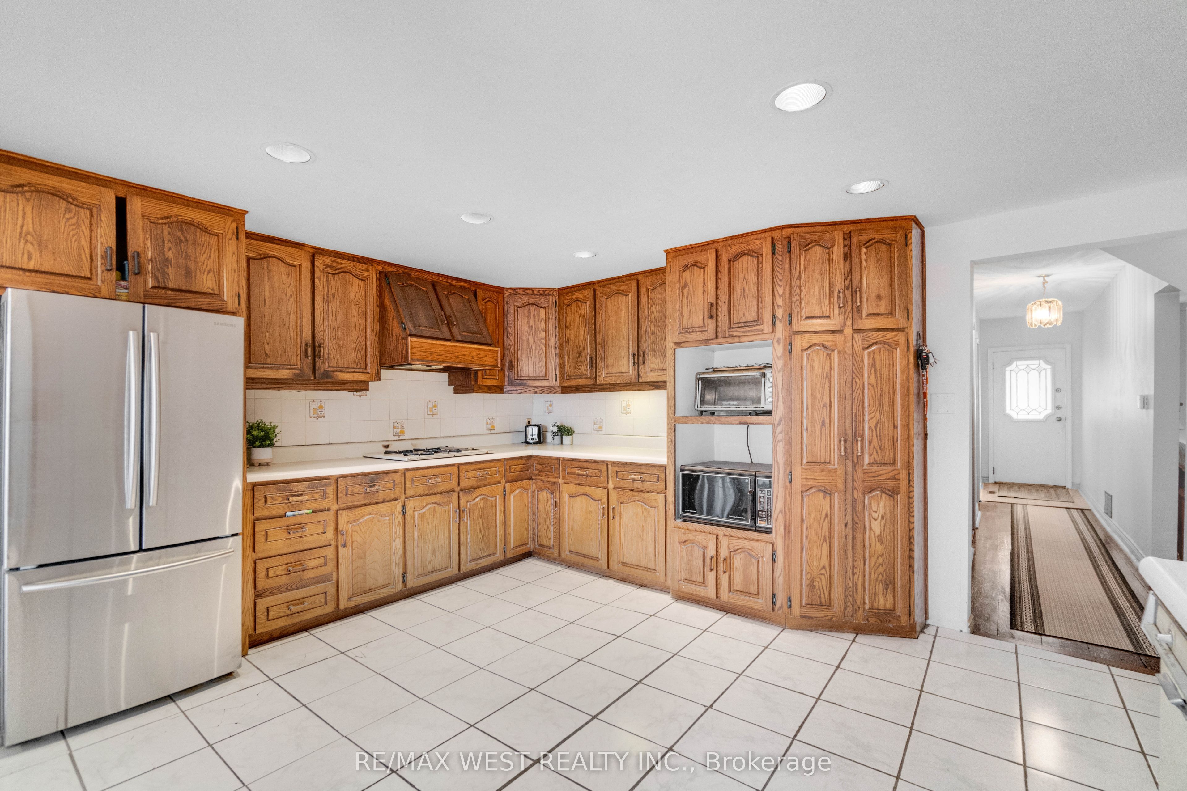1518 Cawthra Road