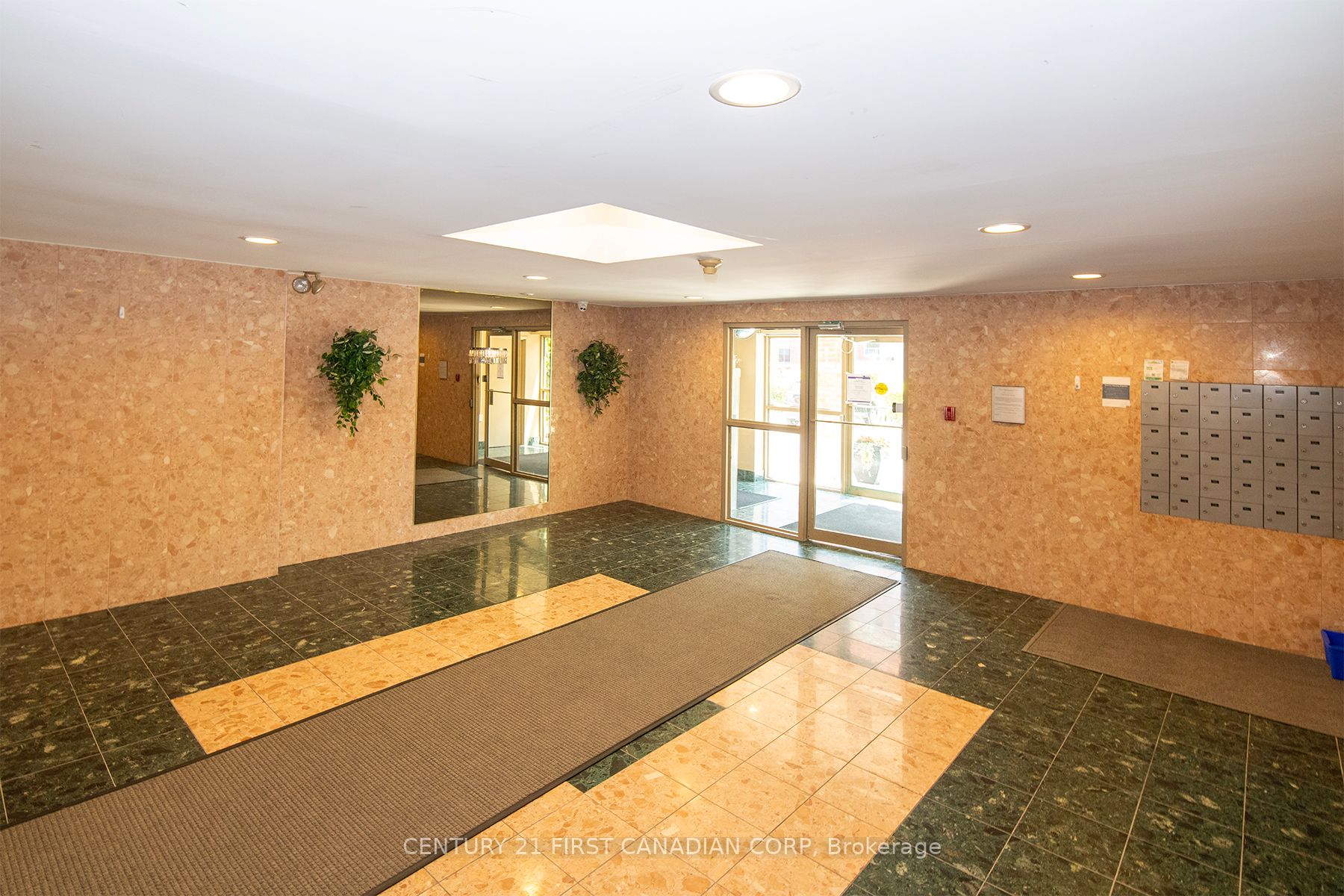 77 Baseline Road 405