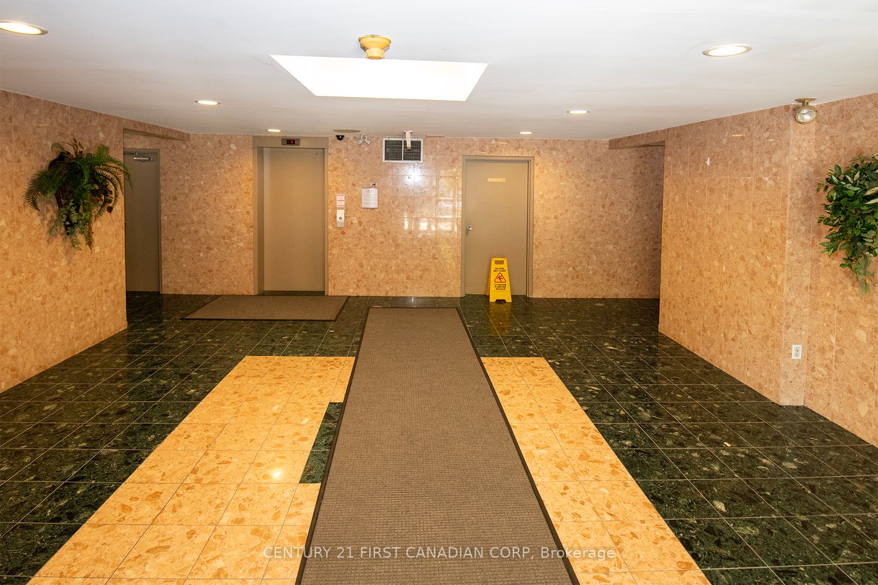 77 Baseline Road 405