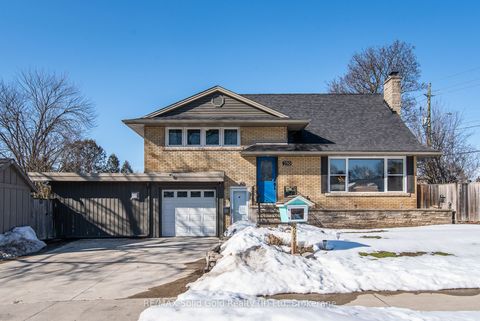 250 Royal Street Waterloo ON N2J 2J2